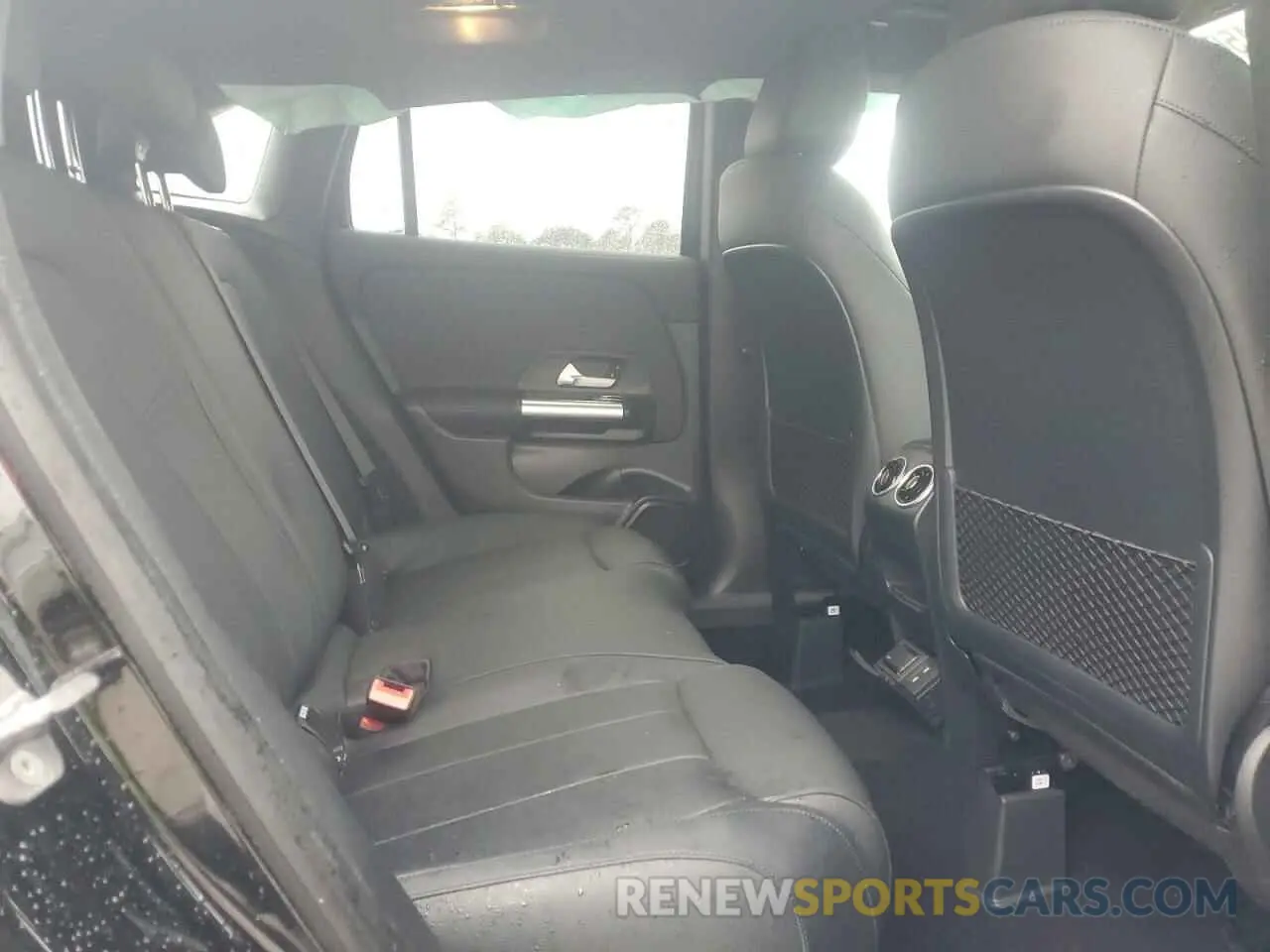 11 fotografías del automóvil dañado W1N4N4GB4SJ684445 MERCEDES-BENZ GLA-CLASS 2025
