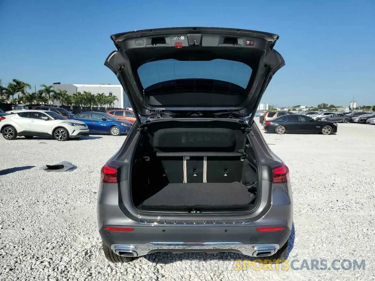 6 fotografías del automóvil dañado W1N4N4GB5SJ678699 MERCEDES-BENZ GLA-CLASS 2025