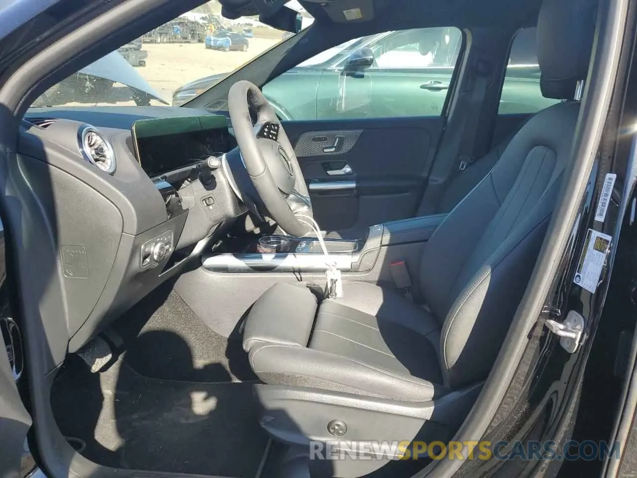 7 fotografías del automóvil dañado W1N4N4HB5SJ695615 MERCEDES-BENZ GLA-CLASS 2025