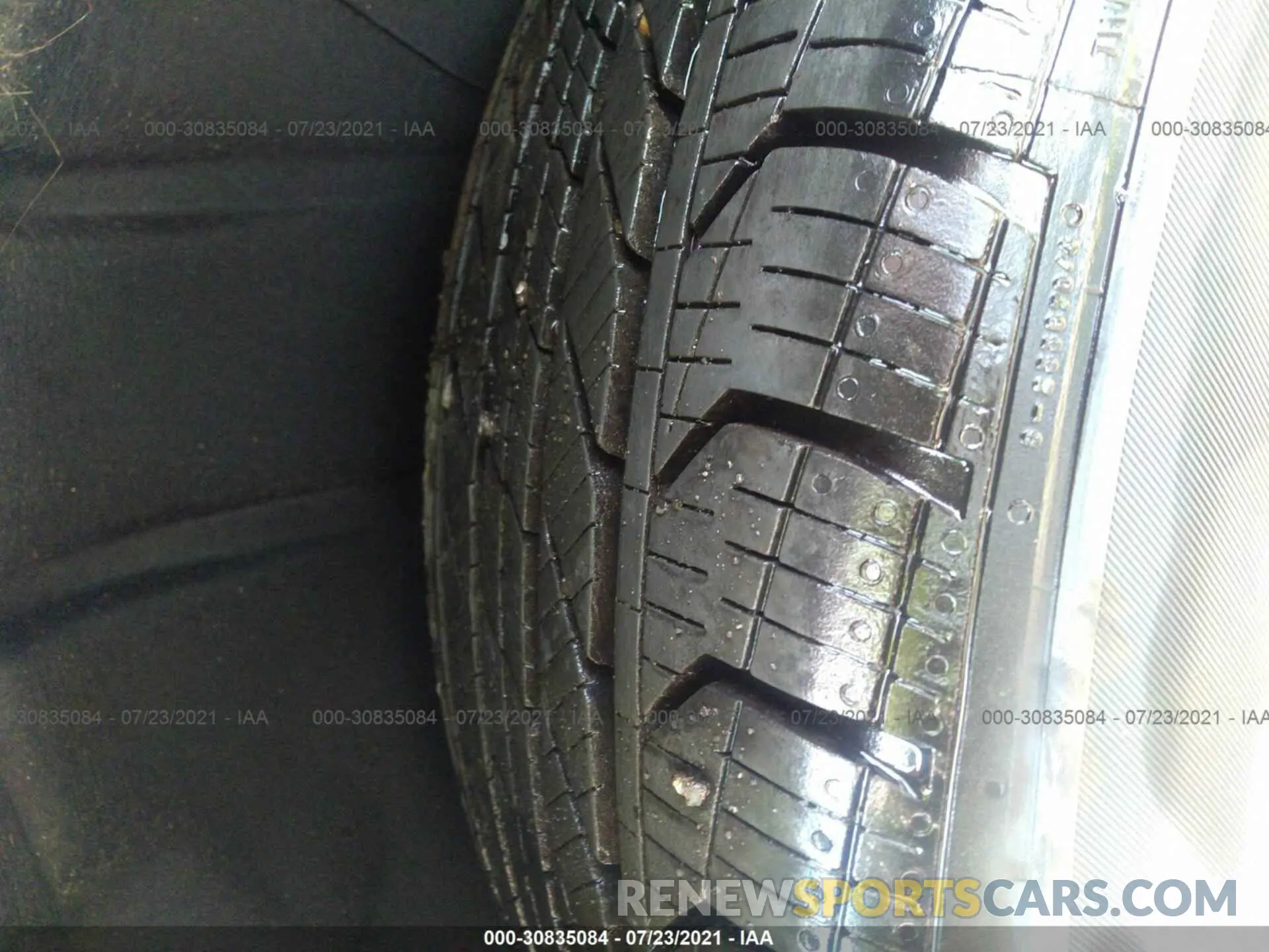 13 fotografías del automóvil dañado W1N4M4HB3MW116209 MERCEDES-BENZ GLB 2021
