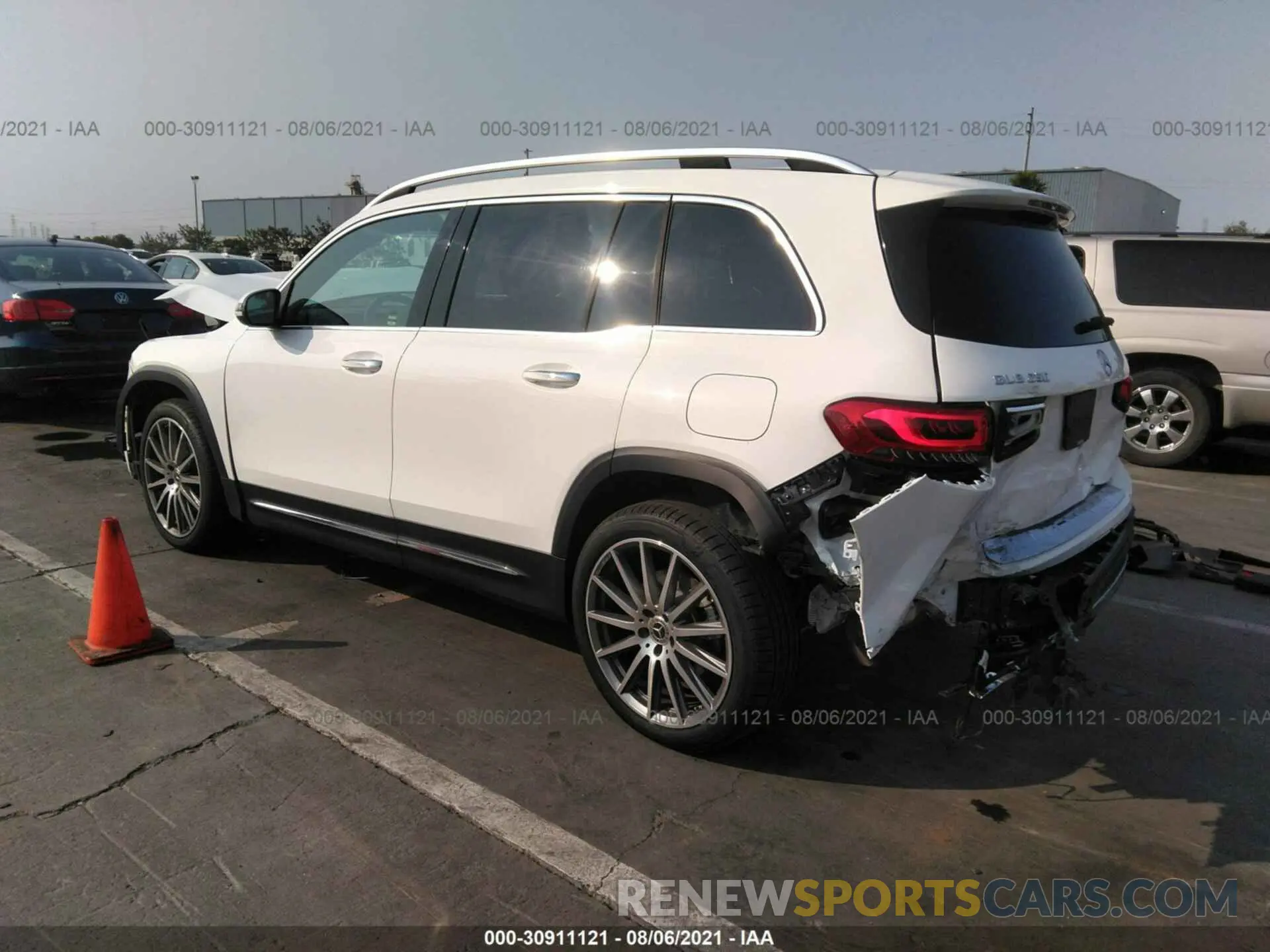 3 fotografías del automóvil dañado W1N4M4HB6MW135725 MERCEDES-BENZ GLB 2021