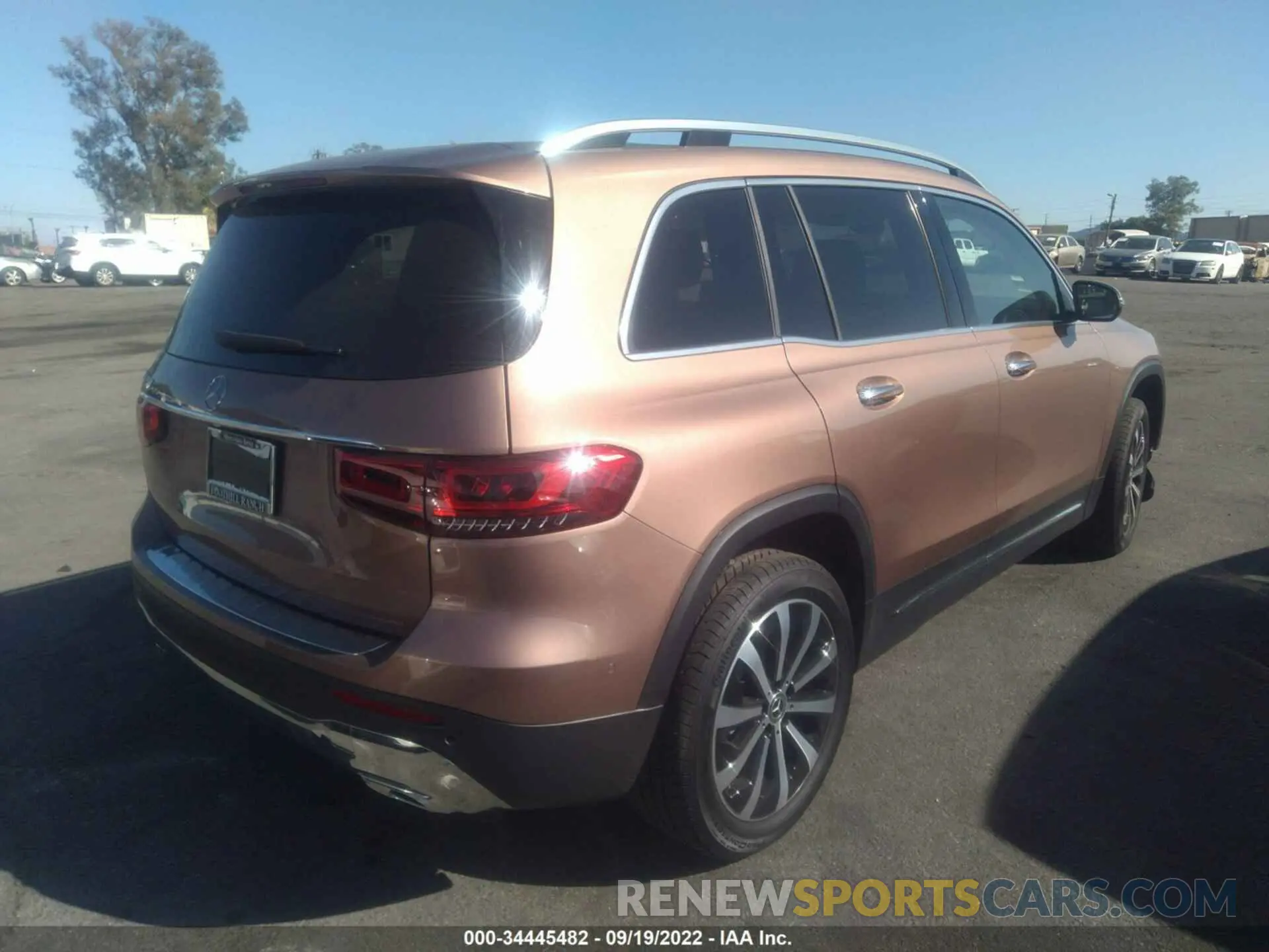 4 fotografías del automóvil dañado W1N4M4GB9NW256221 MERCEDES-BENZ GLB 2022