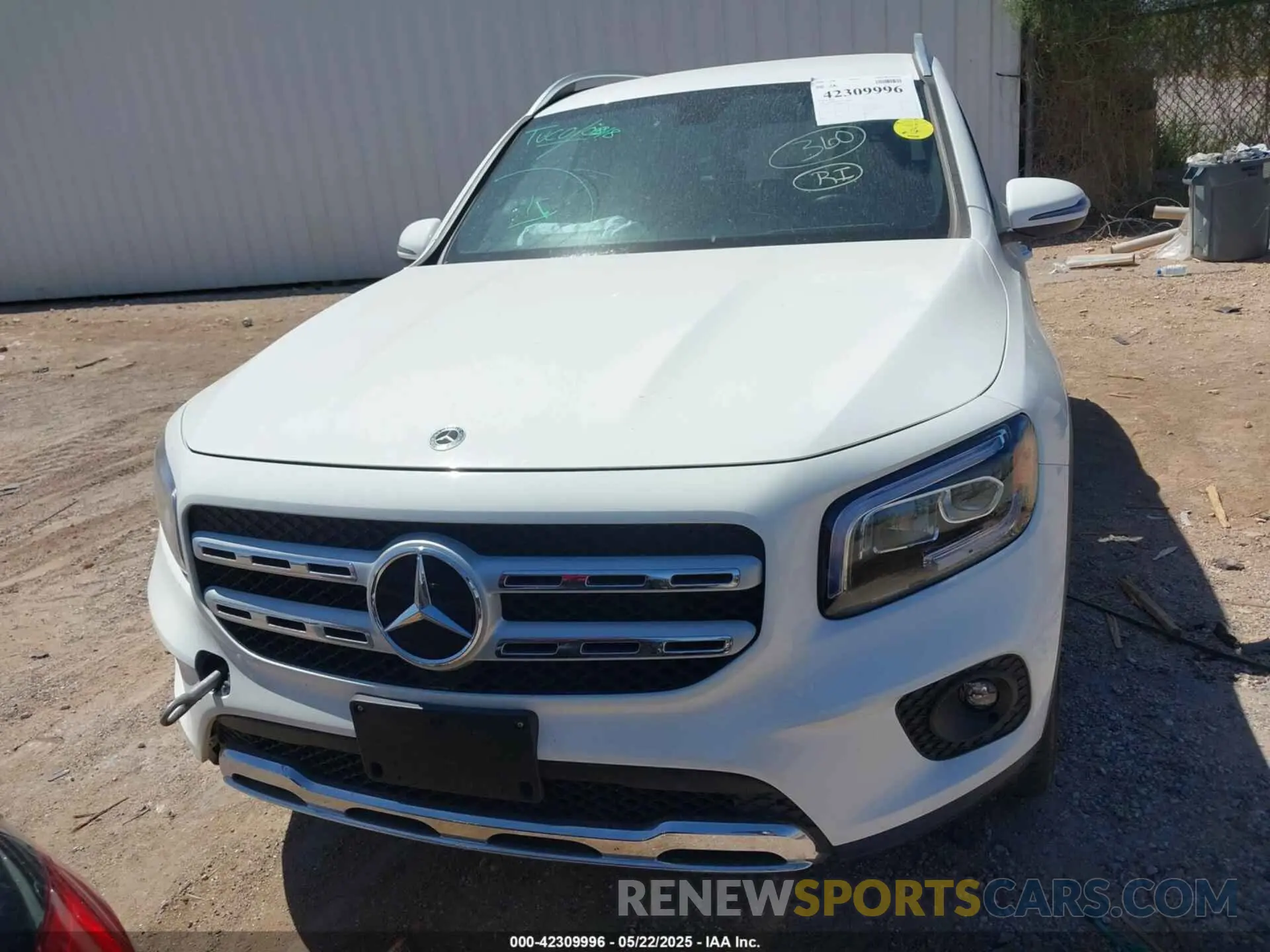 12 fotografías del automóvil dañado 0W1N4M4HB6PW32989 MERCEDES-BENZ GLB 2023