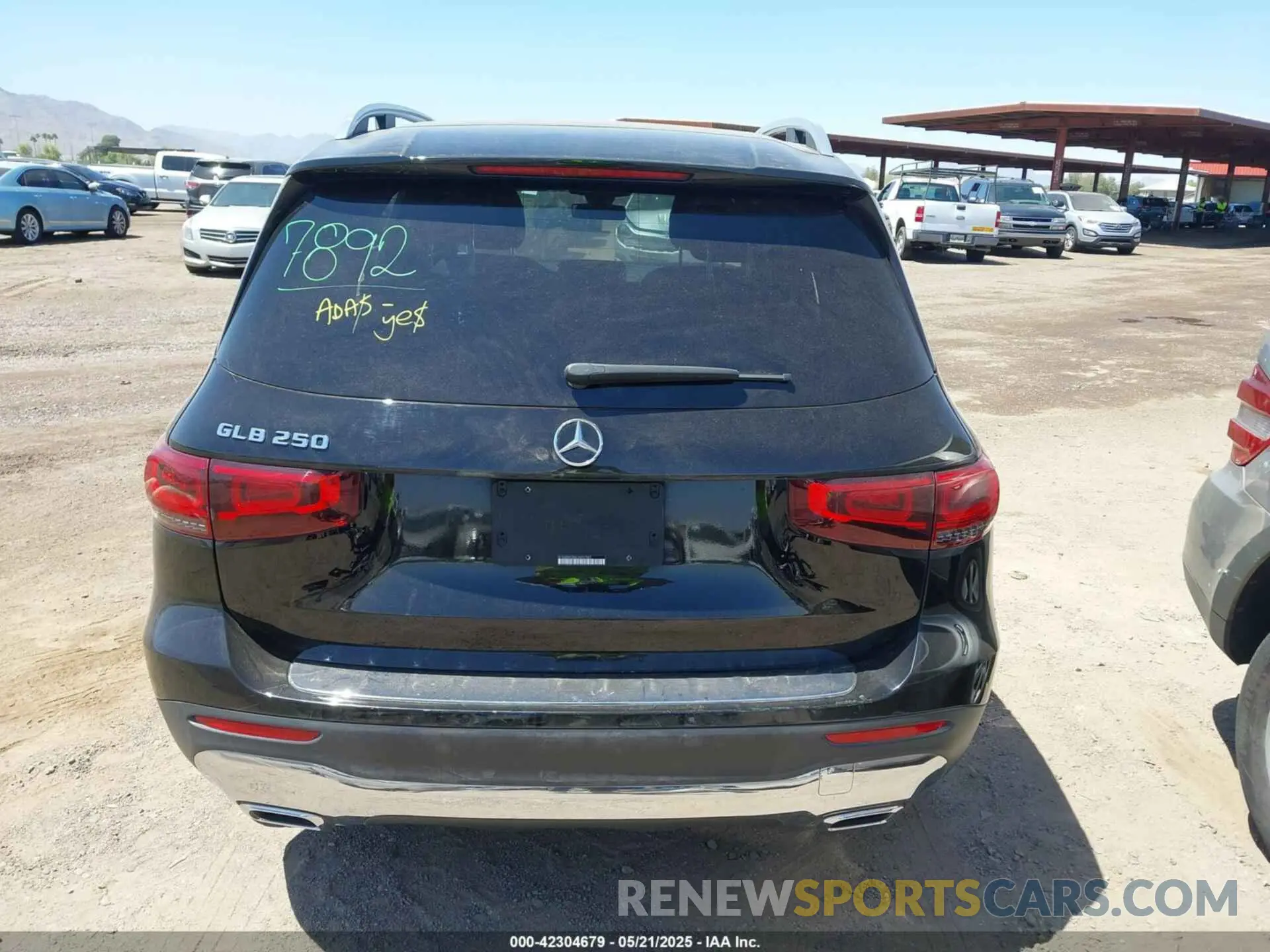 16 fotografías del automóvil dañado W1N4M4GB4LW057865 MERCEDES-BENZ GLB 250 2020
