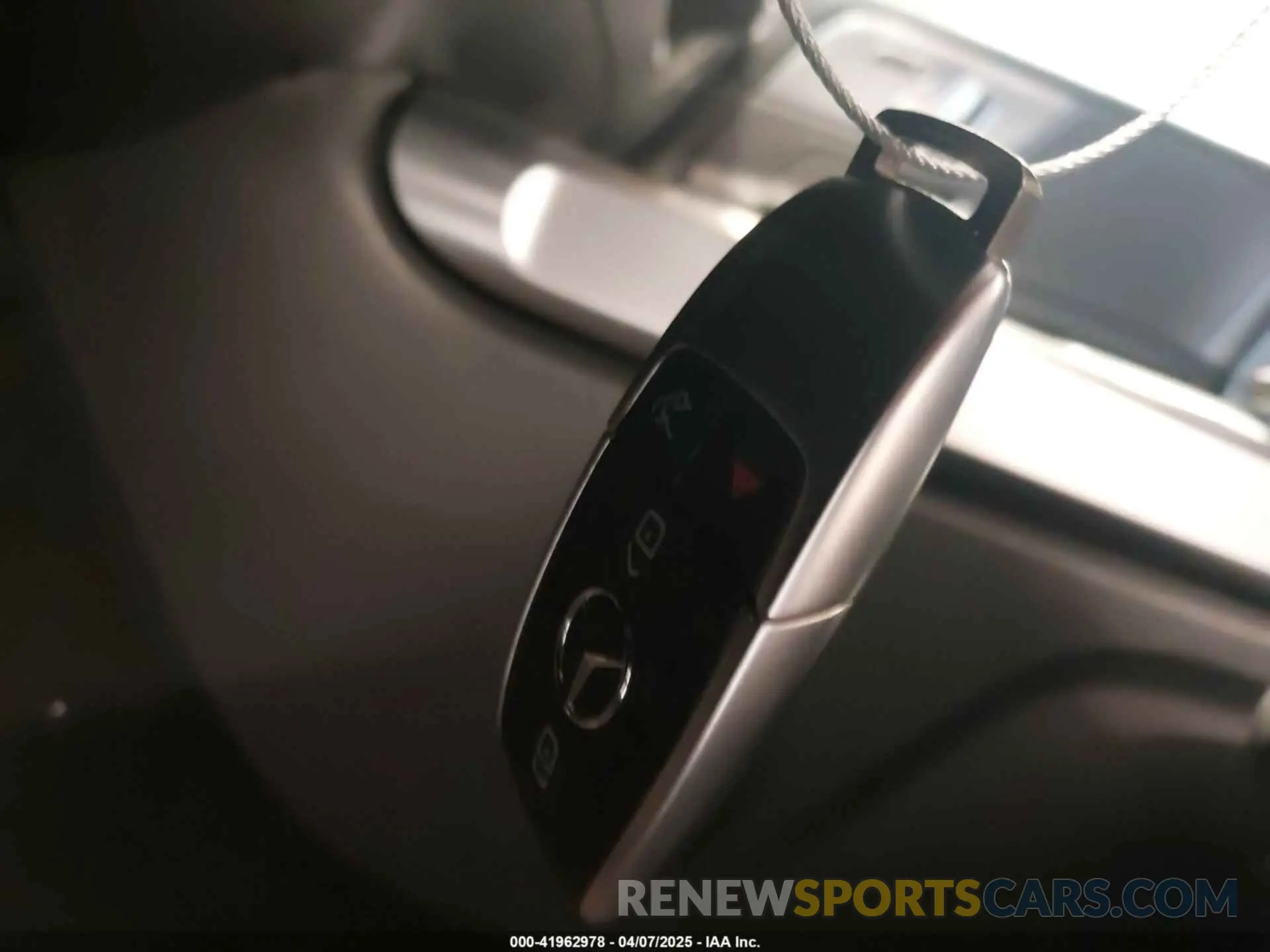 11 fotografías del automóvil dañado W1N4M4HB9LW036301 MERCEDES-BENZ GLB 250 2020