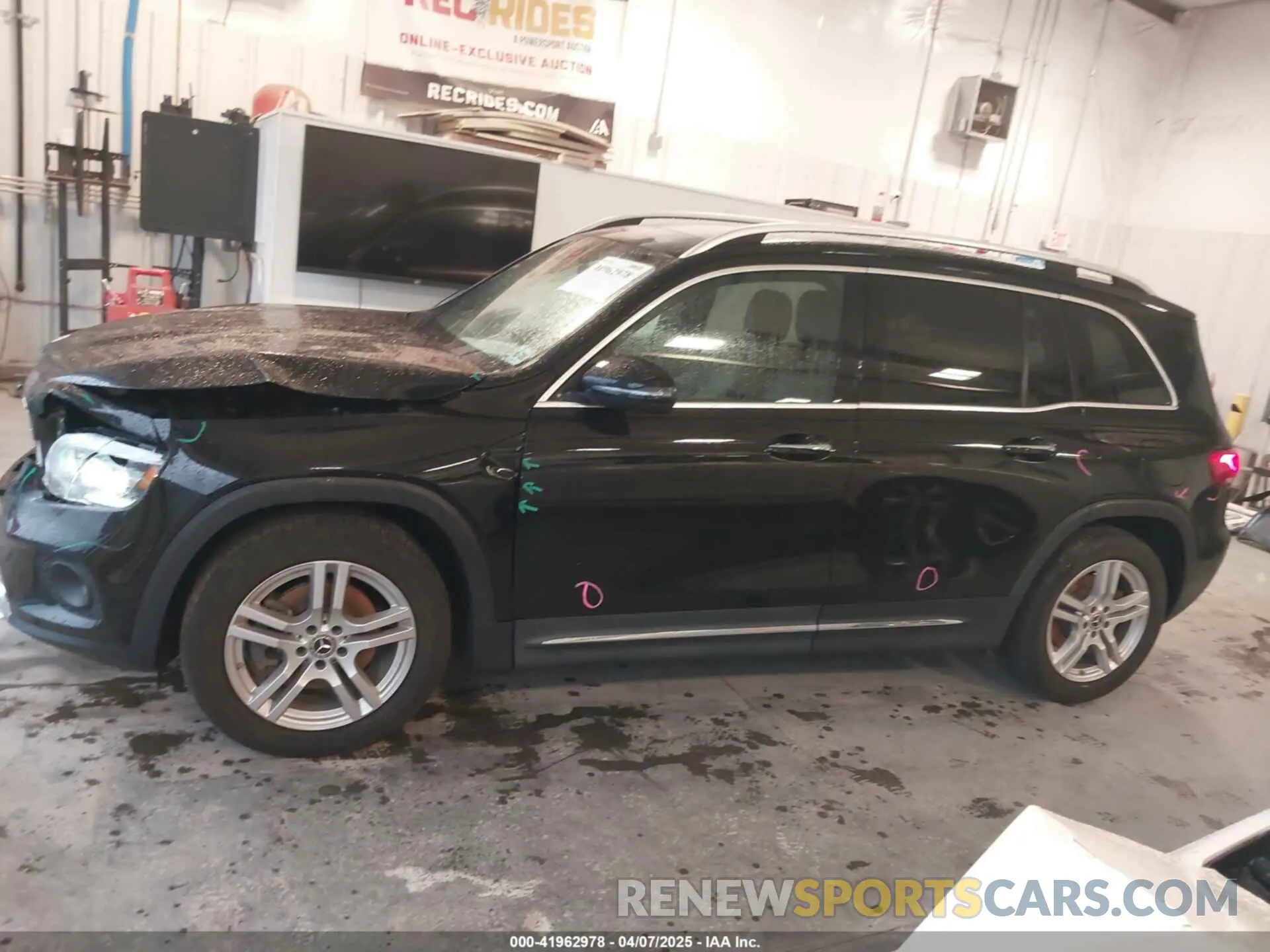 14 fotografías del automóvil dañado W1N4M4HB9LW036301 MERCEDES-BENZ GLB 250 2020
