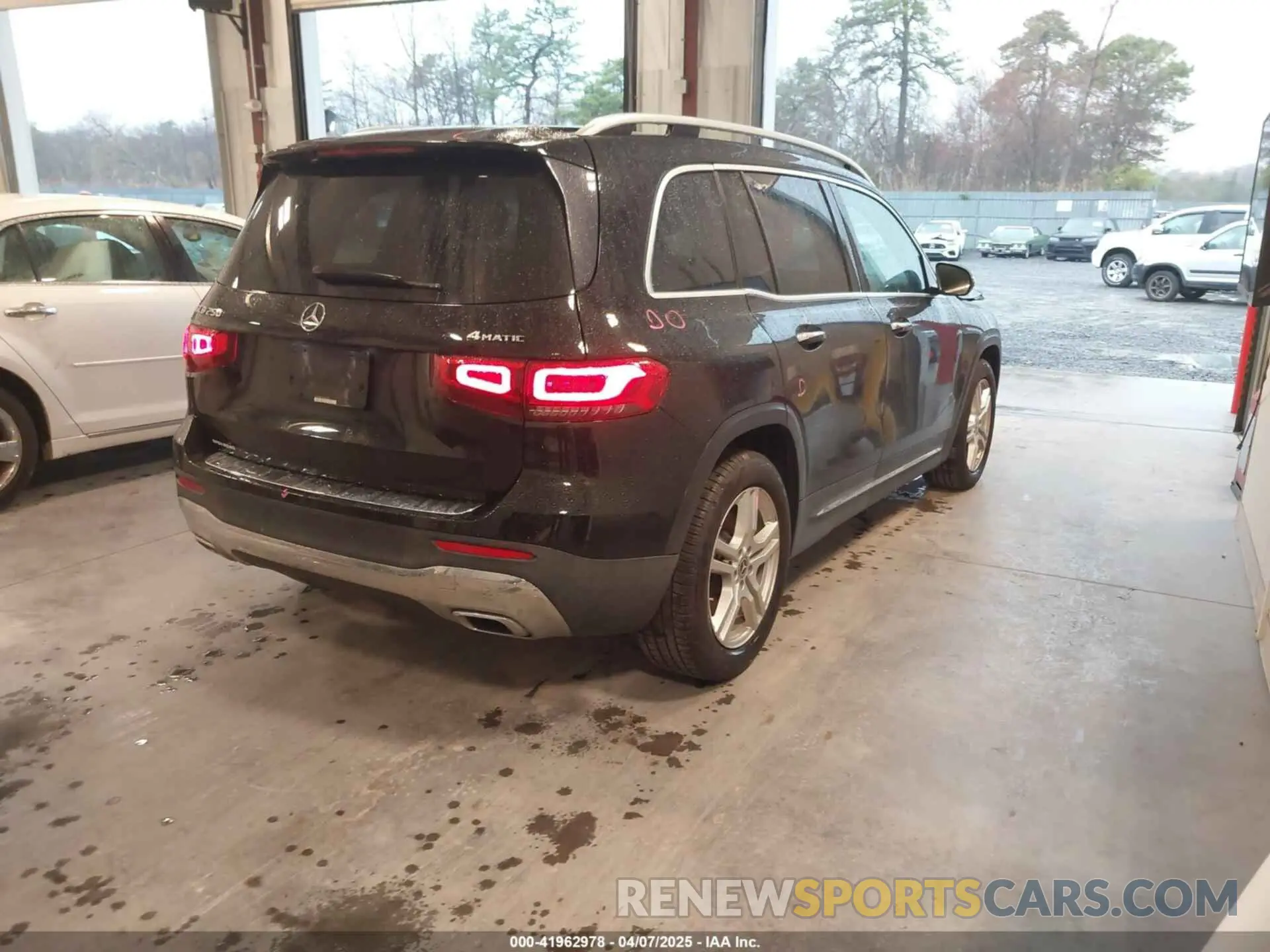4 fotografías del automóvil dañado W1N4M4HB9LW036301 MERCEDES-BENZ GLB 250 2020