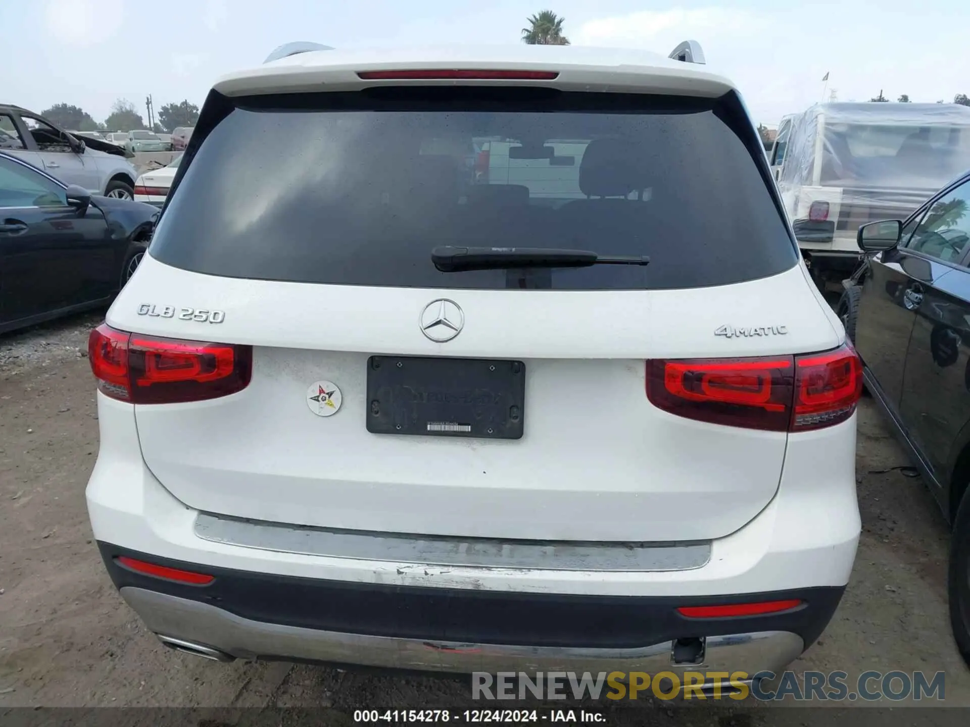 16 fotografías del automóvil dañado W1N4M4HB9LW044656 MERCEDES-BENZ GLB 250 2020