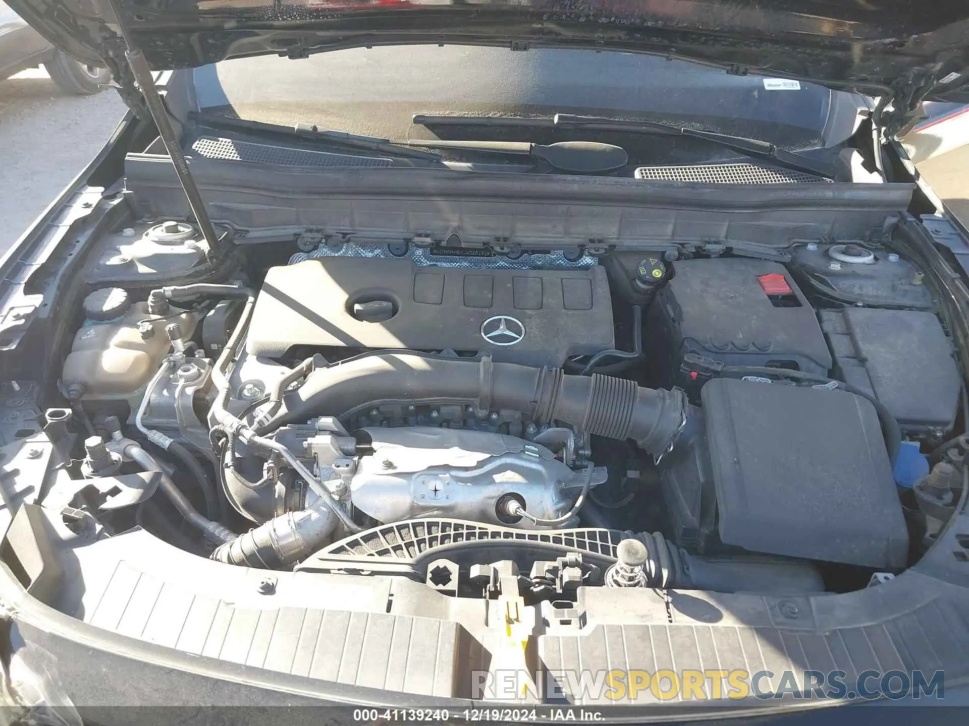 10 fotografías del automóvil dañado W1N4M4HBXLW028191 MERCEDES-BENZ GLB 250 2020