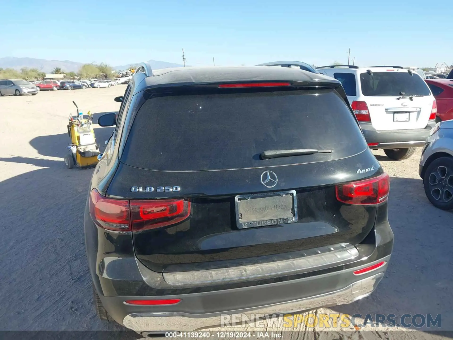 16 fotografías del automóvil dañado W1N4M4HBXLW028191 MERCEDES-BENZ GLB 250 2020