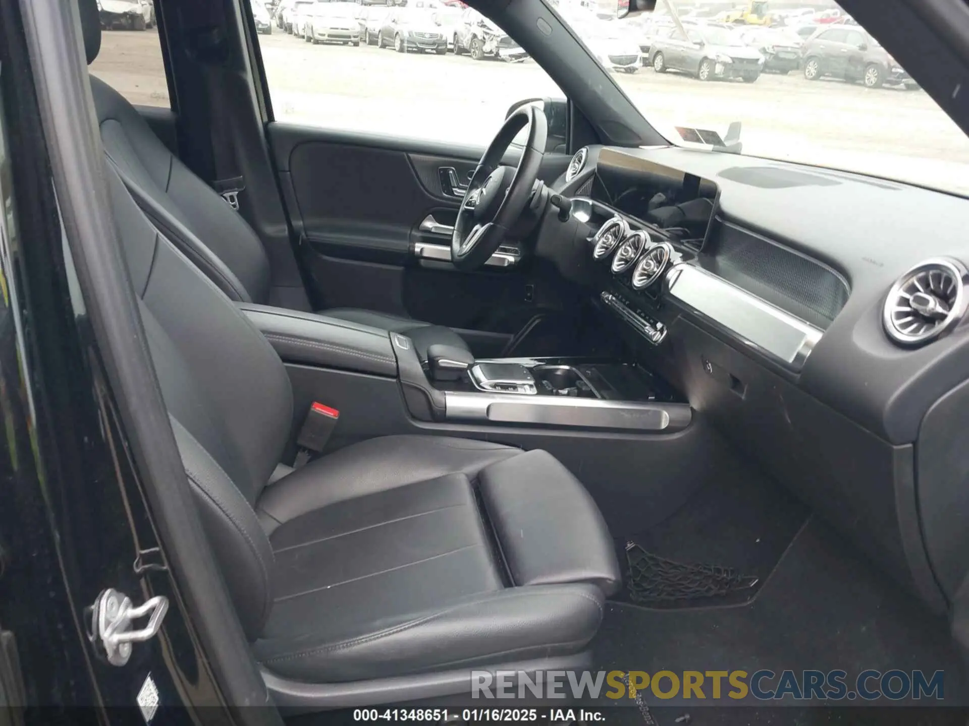 5 fotografías del automóvil dañado WDC4M4HB4LW002980 MERCEDES-BENZ GLB 250 2020