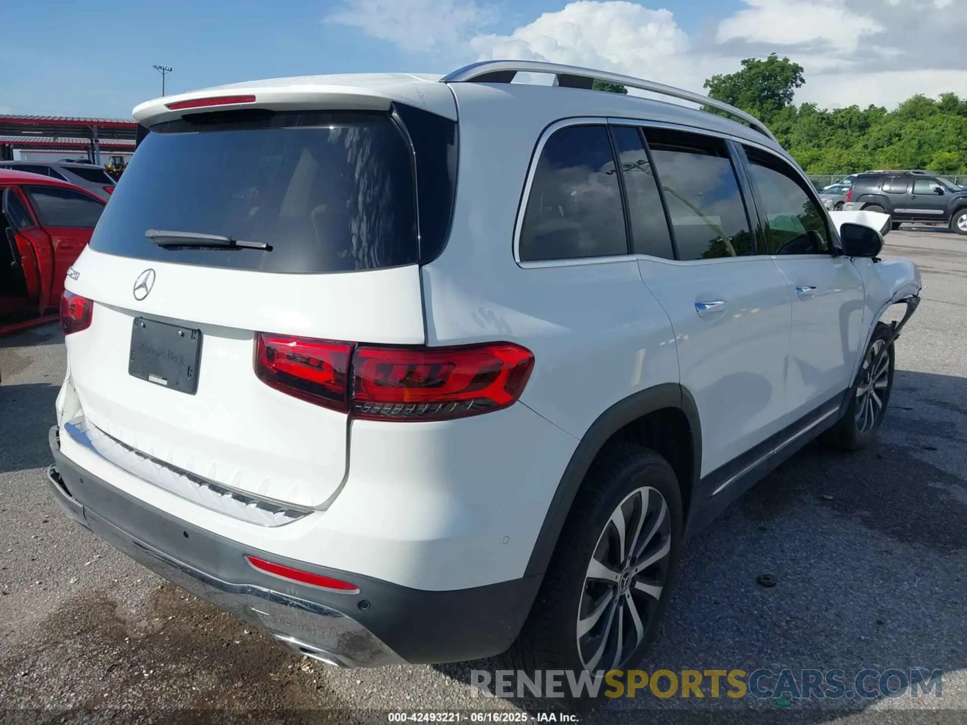 4 fotografías del automóvil dañado W1N4M4GB3MW101419 MERCEDES-BENZ GLB 250 2021