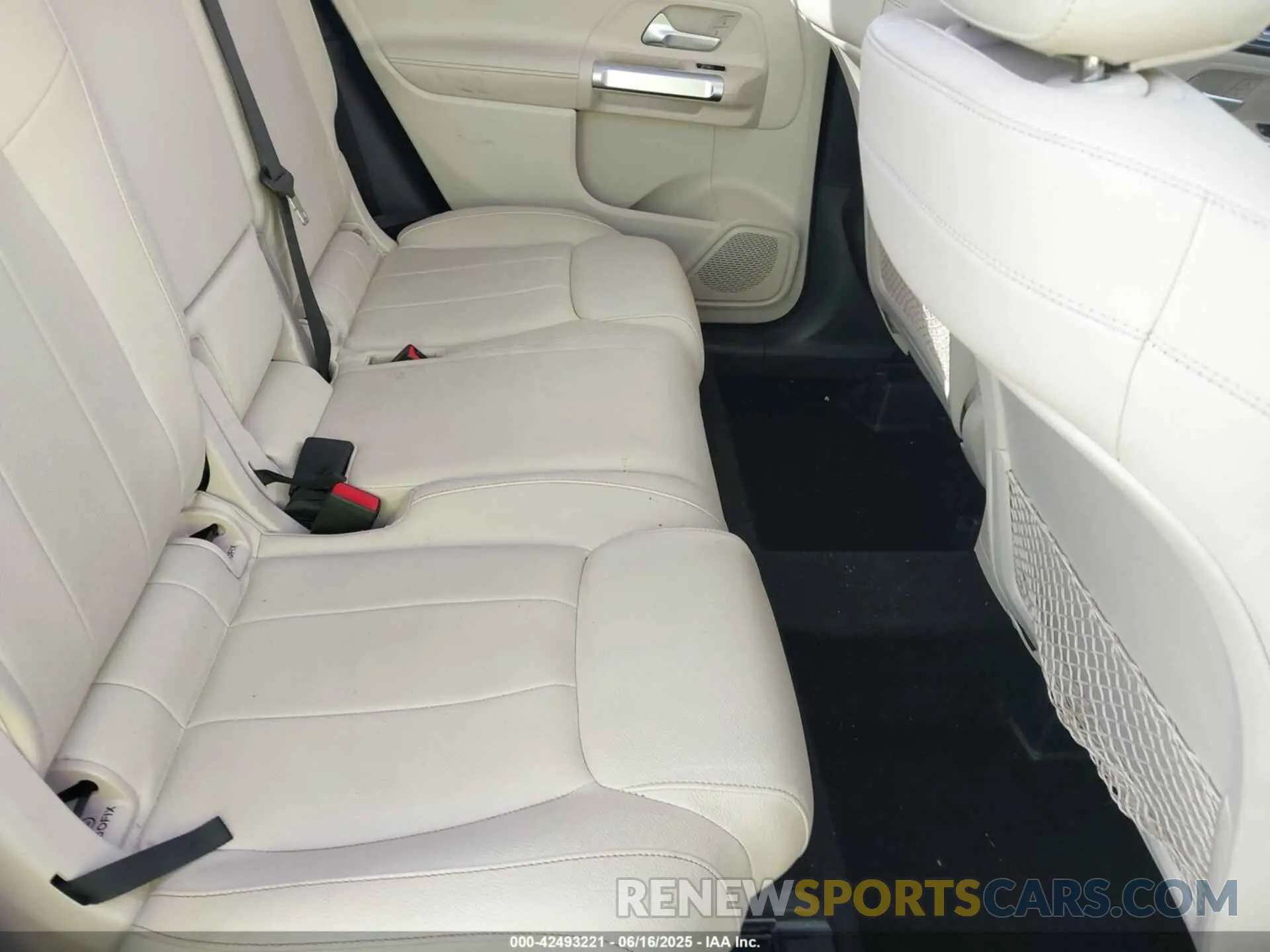 8 fotografías del automóvil dañado W1N4M4GB3MW101419 MERCEDES-BENZ GLB 250 2021