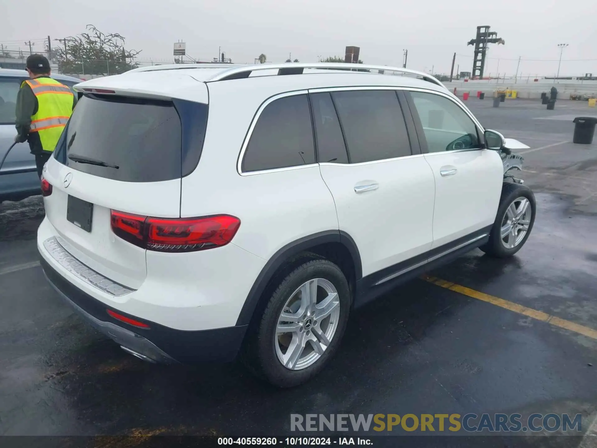 4 fotografías del automóvil dañado W1N4M4GB6MW107117 MERCEDES-BENZ GLB 250 2021
