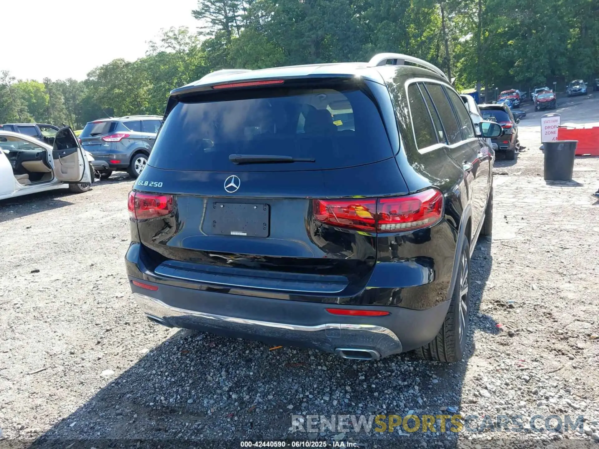 17 fotografías del automóvil dañado W1N4M4GB9MW108228 MERCEDES-BENZ GLB 250 2021