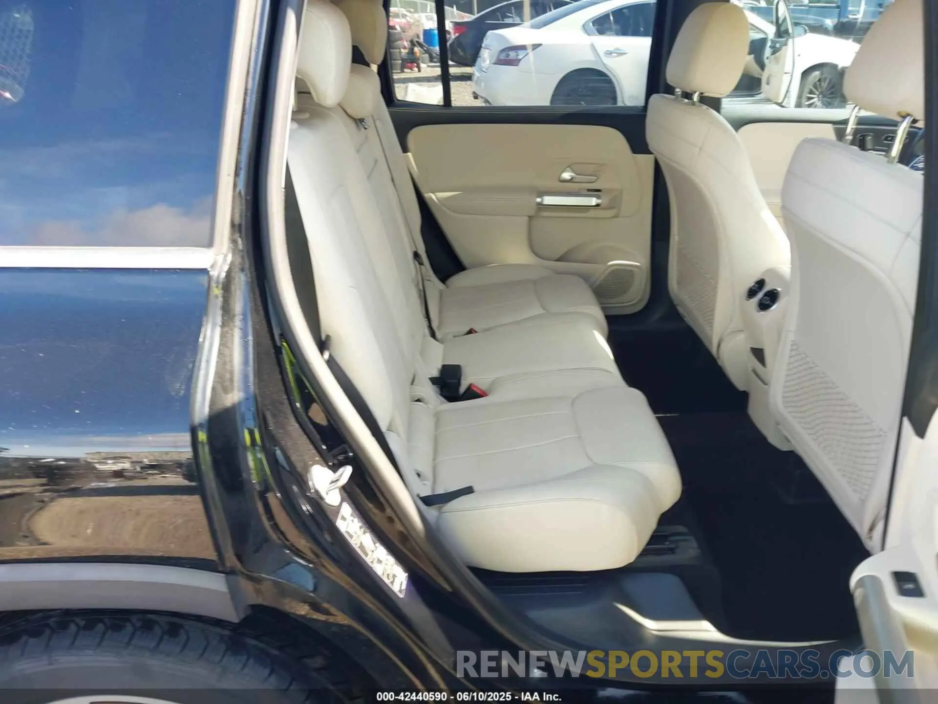 8 fotografías del automóvil dañado W1N4M4GB9MW108228 MERCEDES-BENZ GLB 250 2021