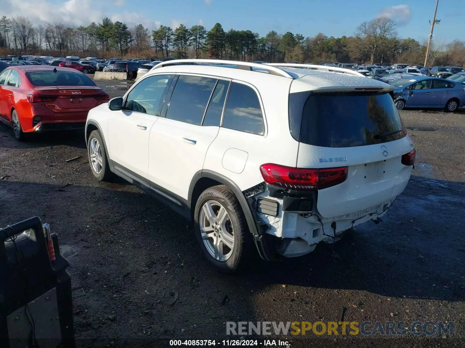 3 fotografías del automóvil dañado W1N4M4HB3MW140168 MERCEDES-BENZ GLB 250 2021