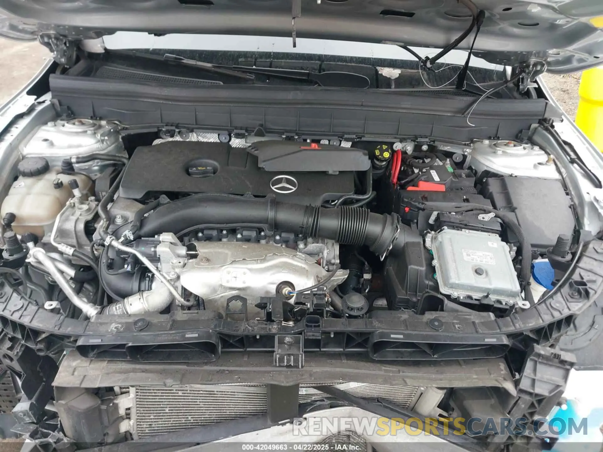 10 fotografías del automóvil dañado W1N4M4HB4MW087643 MERCEDES-BENZ GLB 250 2021