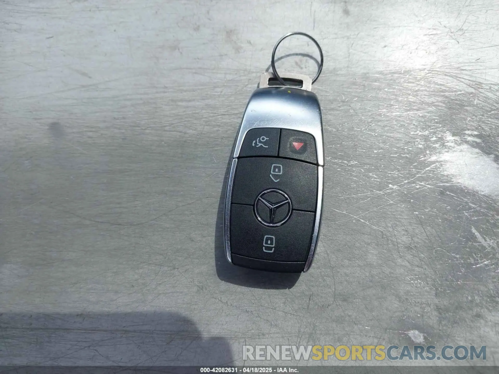 11 fotografías del automóvil dañado W1N4M4HB4MW101122 MERCEDES-BENZ GLB 250 2021