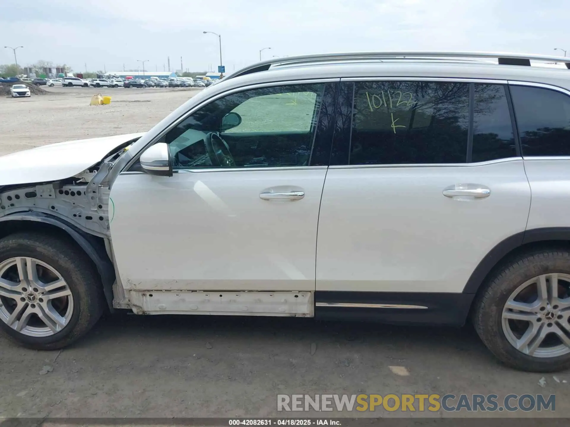 15 fotografías del automóvil dañado W1N4M4HB4MW101122 MERCEDES-BENZ GLB 250 2021