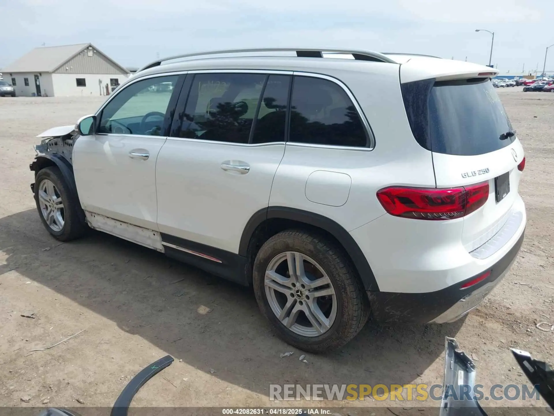 3 fotografías del automóvil dañado W1N4M4HB4MW101122 MERCEDES-BENZ GLB 250 2021