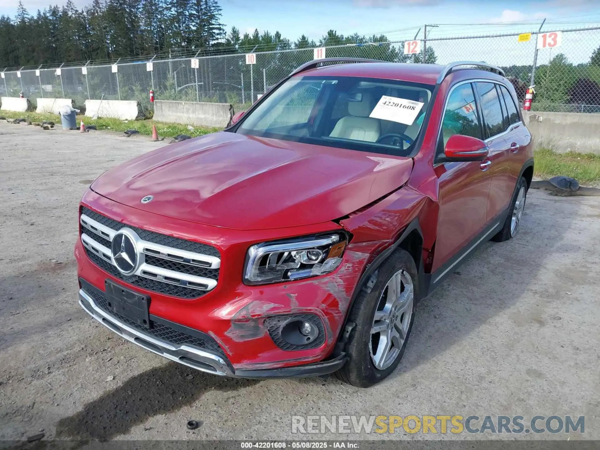 2 fotografías del automóvil dañado W1N4M4HB5MW141273 MERCEDES-BENZ GLB 250 2021