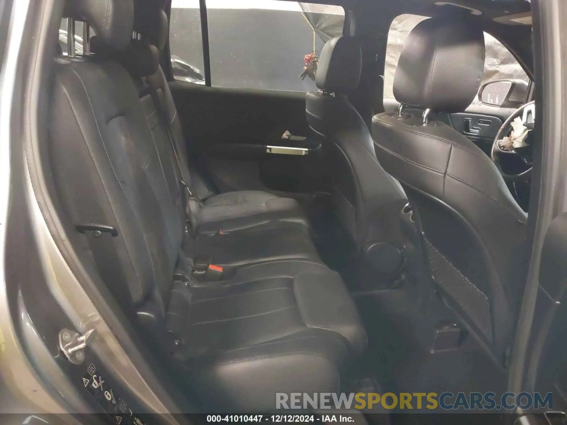 8 fotografías del automóvil dañado W1N4M4HB9MW101276 MERCEDES-BENZ GLB 250 2021