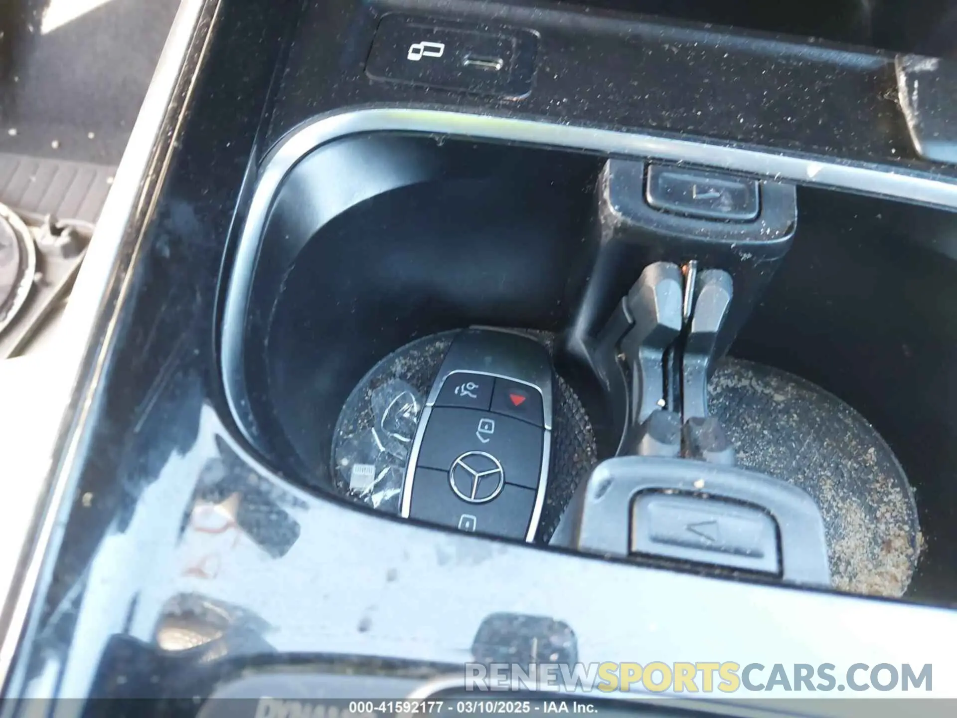 11 fotografías del automóvil dañado W1N4M4HBXMW099604 MERCEDES-BENZ GLB 250 2021
