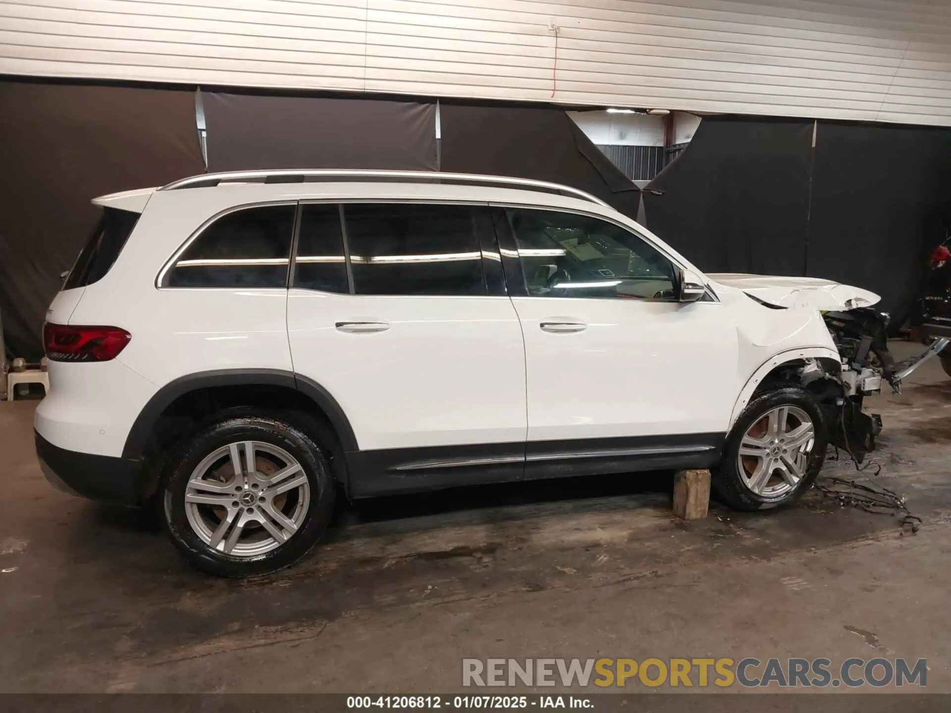 14 fotografías del automóvil dañado W1N4M4HB1NW183716 MERCEDES-BENZ GLB 250 2022