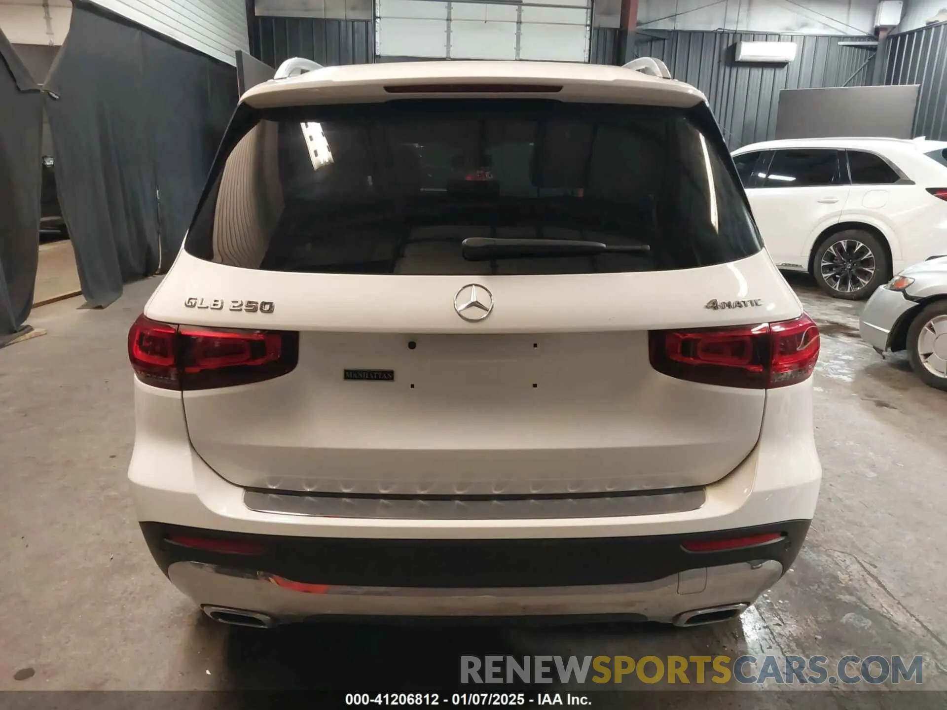 17 fotografías del automóvil dañado W1N4M4HB1NW183716 MERCEDES-BENZ GLB 250 2022