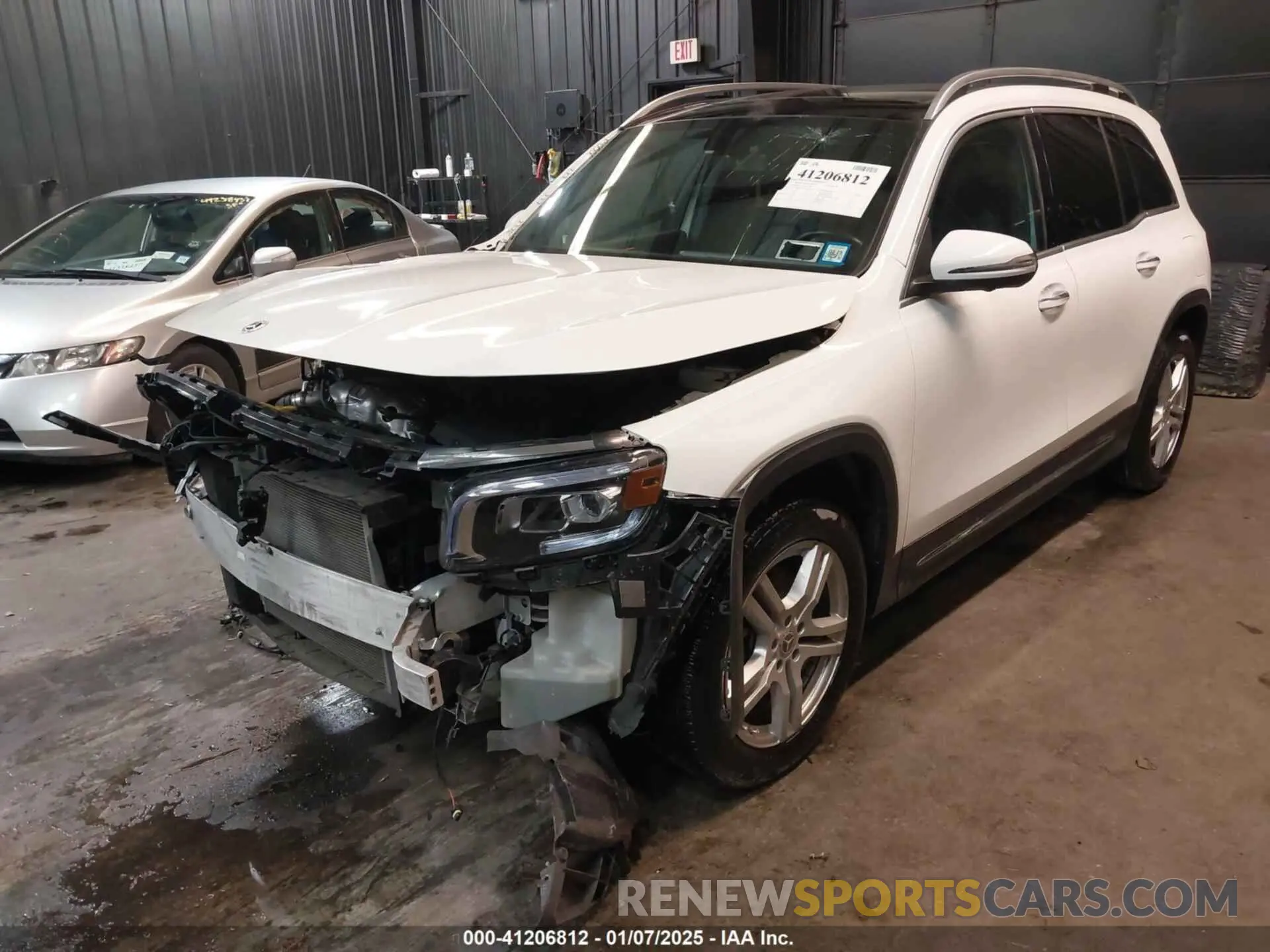 2 fotografías del automóvil dañado W1N4M4HB1NW183716 MERCEDES-BENZ GLB 250 2022