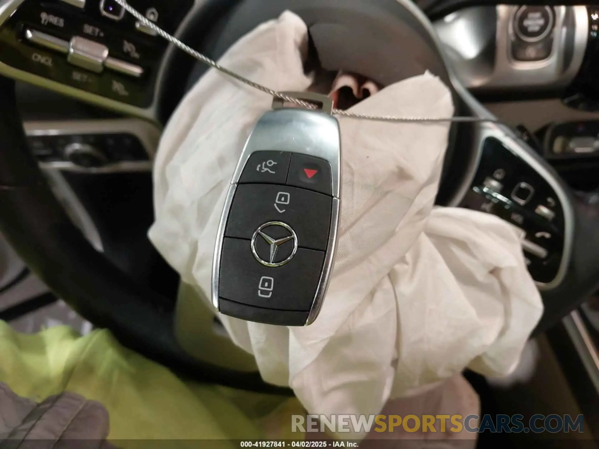 11 fotografías del automóvil dañado W1N4M4HB2NW260495 MERCEDES-BENZ GLB 250 2022