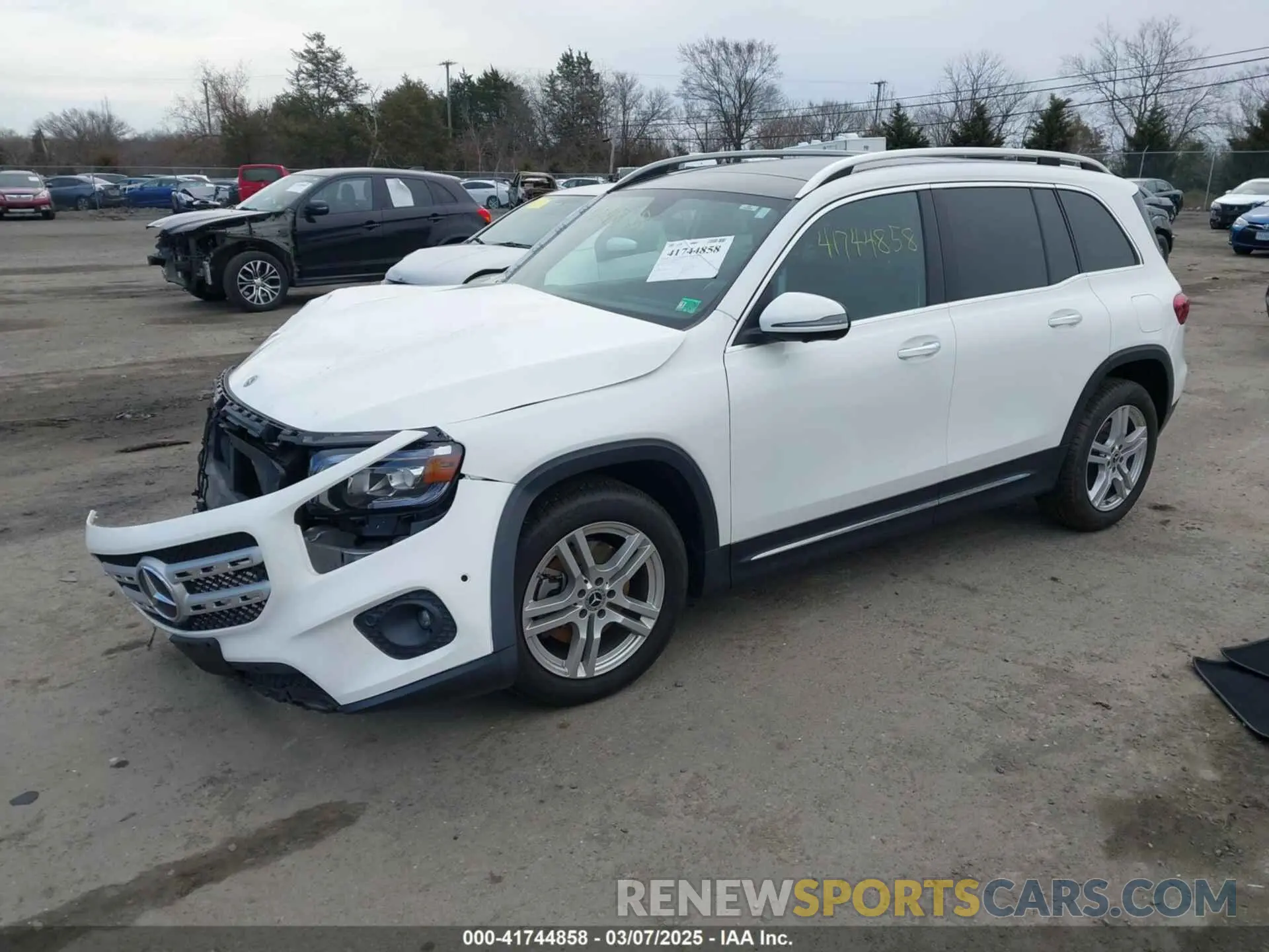 2 fotografías del automóvil dañado W1N4M4HB7NW173675 MERCEDES-BENZ GLB 250 2022