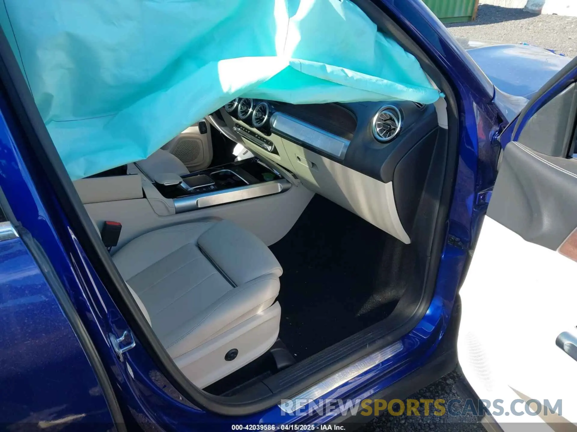 5 fotografías del automóvil dañado W1N4M4HB7NW231512 MERCEDES-BENZ GLB 250 2022