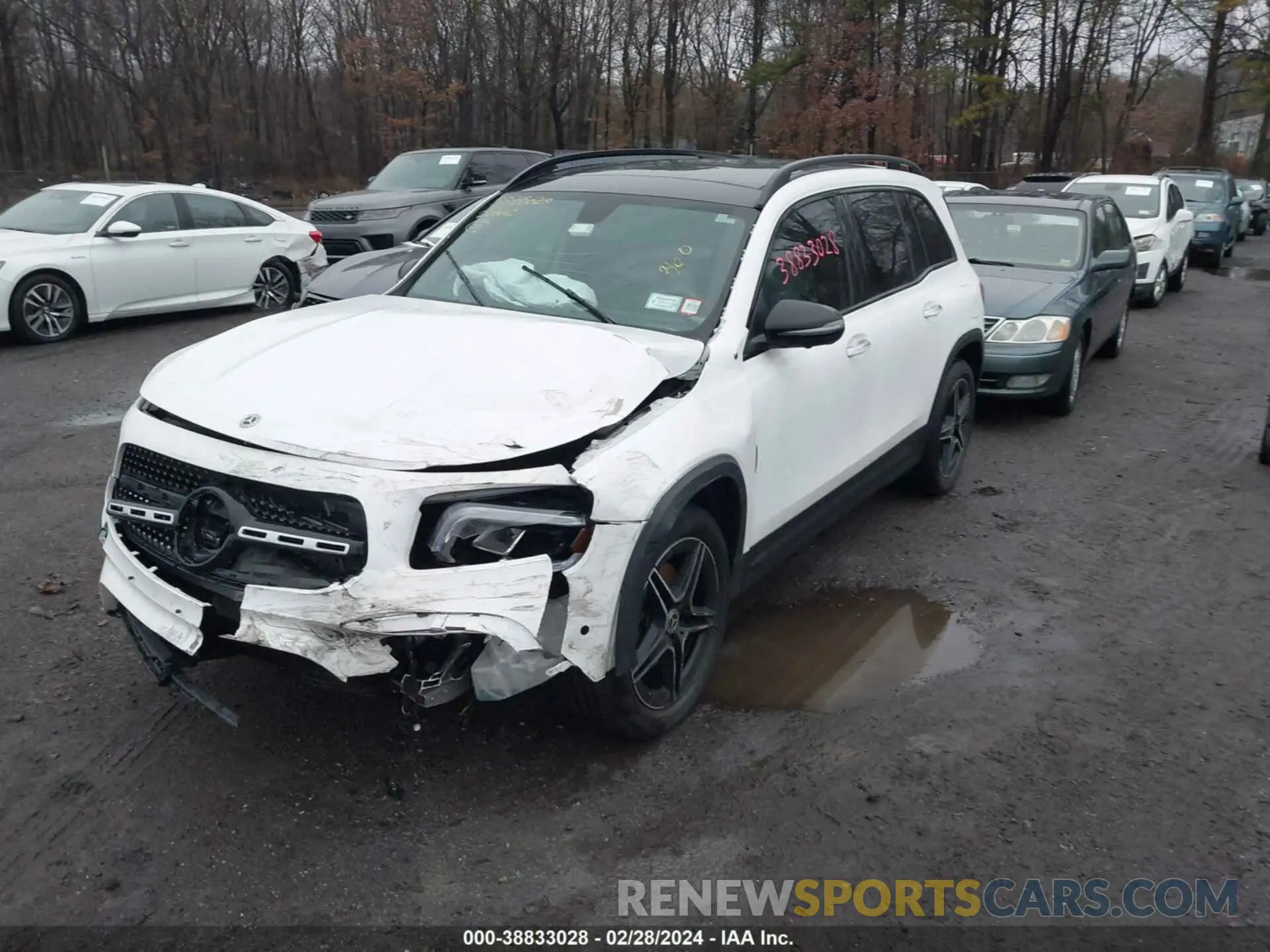 2 fotografías del automóvil dañado W1N4M4HB8NW201676 MERCEDES-BENZ GLB 250 2022
