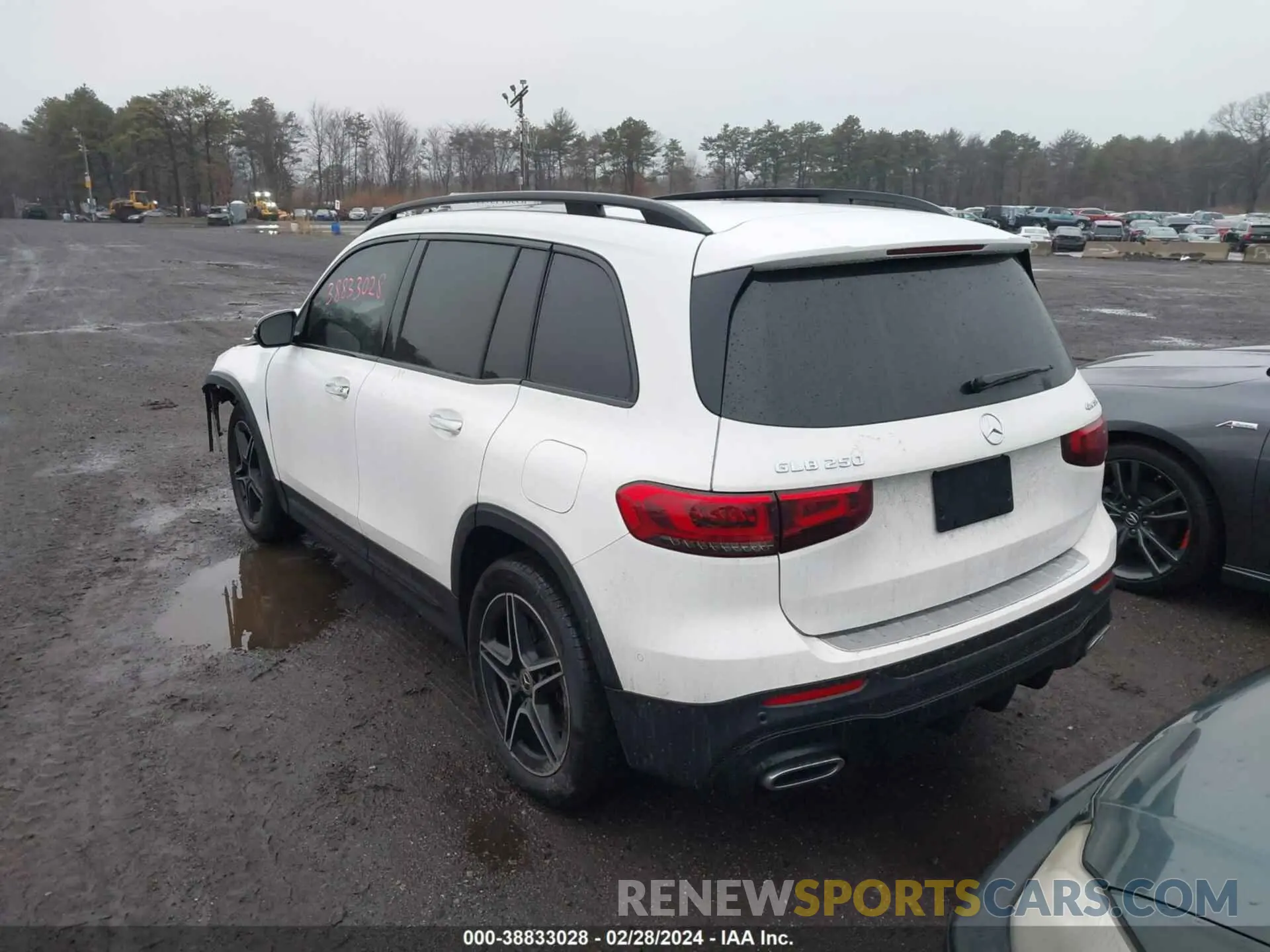 3 fotografías del automóvil dañado W1N4M4HB8NW201676 MERCEDES-BENZ GLB 250 2022