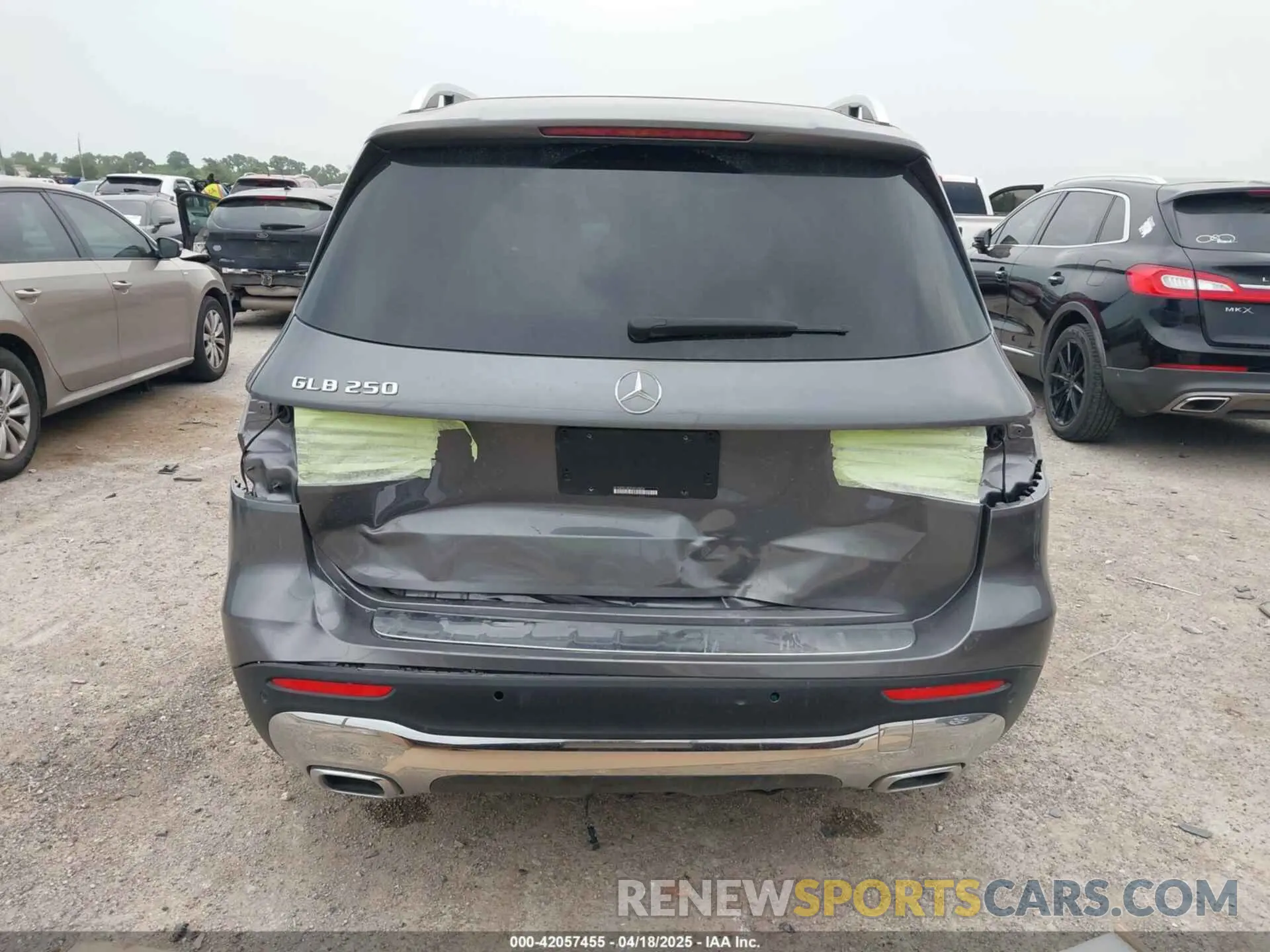 16 fotografías del automóvil dañado W1N4M4GB3PW328839 MERCEDES-BENZ GLB 250 2023