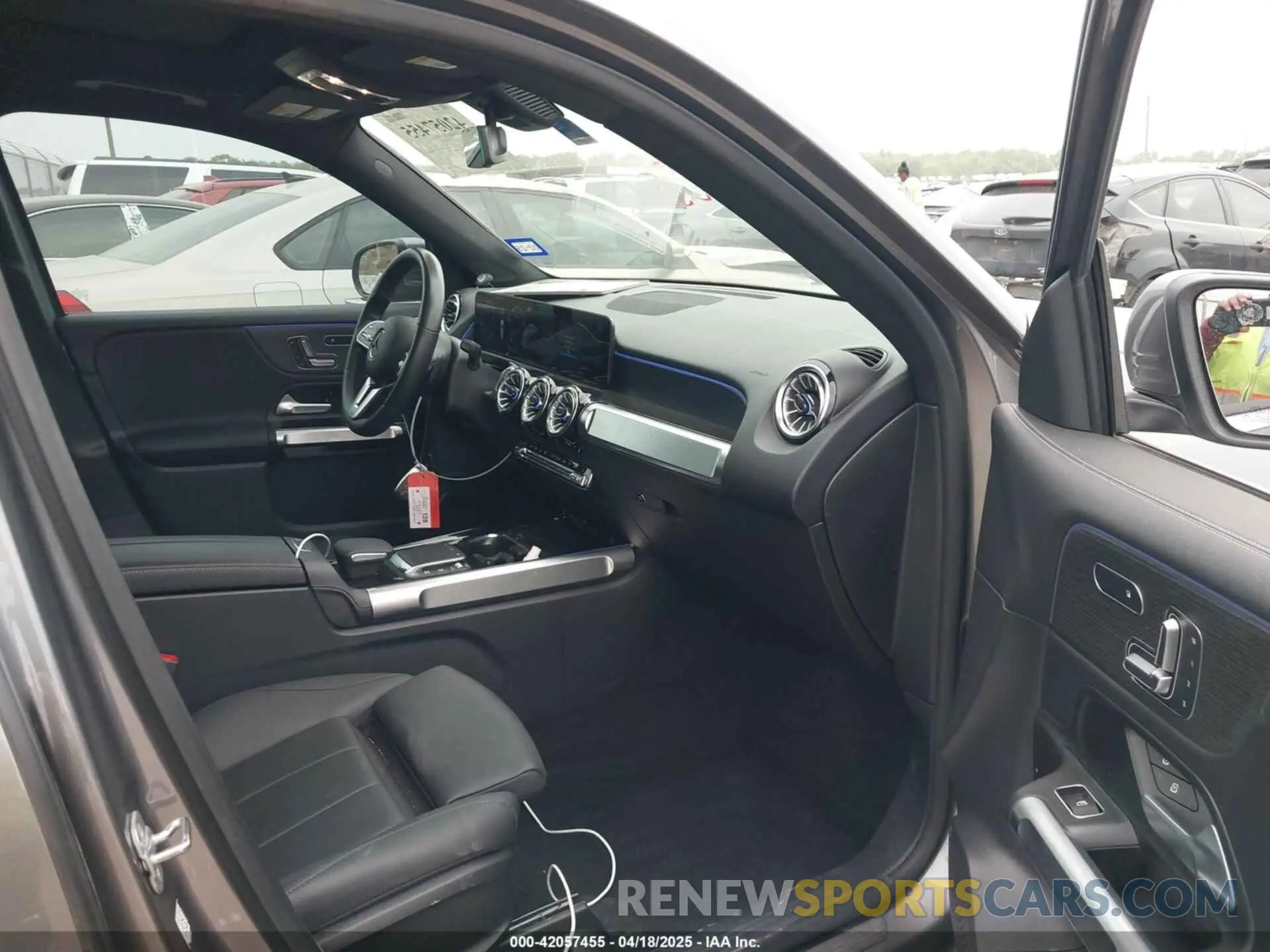 5 fotografías del automóvil dañado W1N4M4GB3PW328839 MERCEDES-BENZ GLB 250 2023