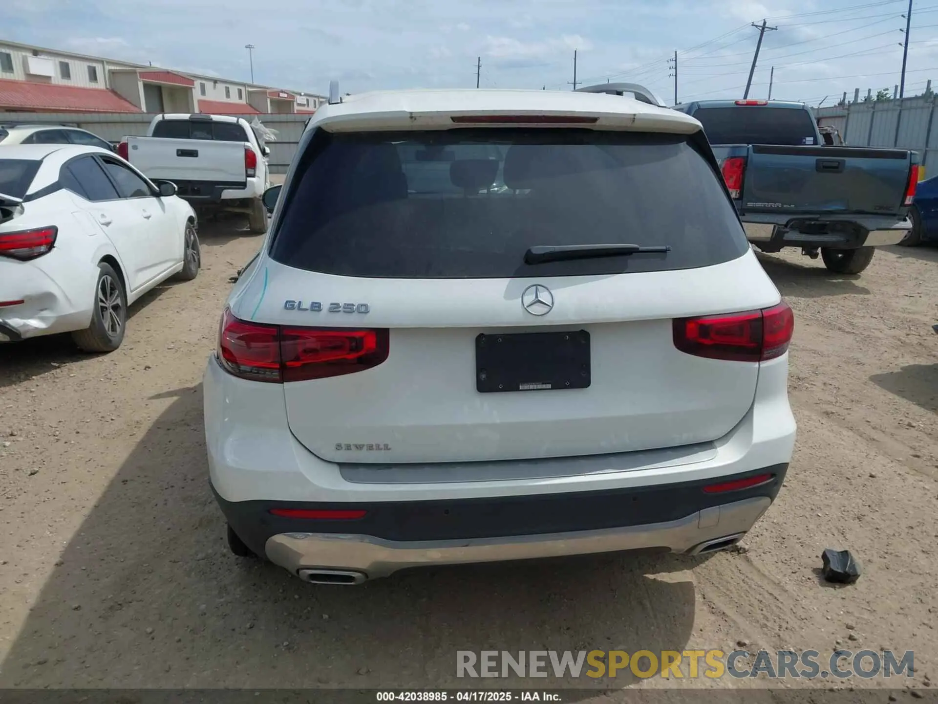 17 fotografías del automóvil dañado W1N4M4GB4PW298282 MERCEDES-BENZ GLB 250 2023