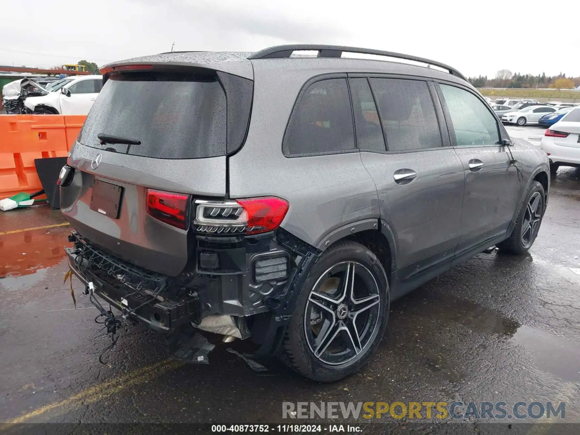 4 fotografías del automóvil dañado W1N4M4GB5PW335811 MERCEDES-BENZ GLB 250 2023