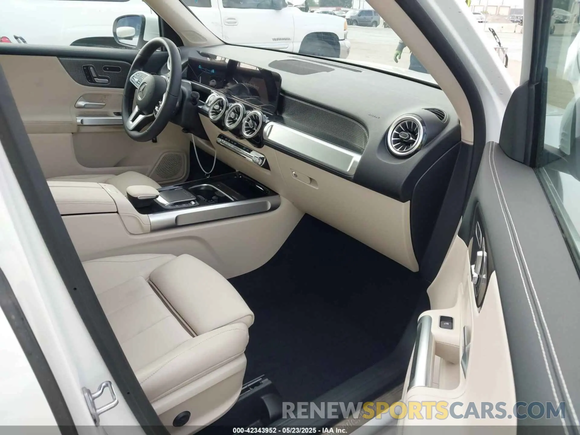 5 fotografías del automóvil dañado W1N4M4GB6PW262478 MERCEDES-BENZ GLB 250 2023