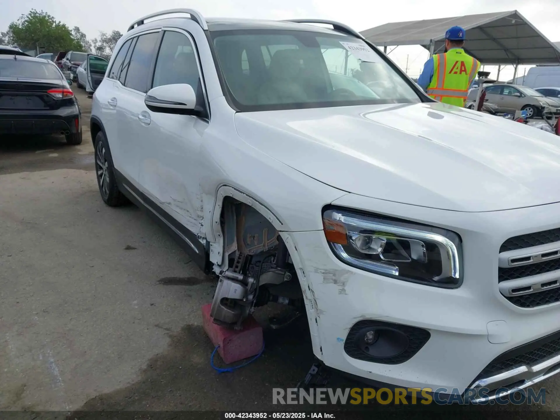 6 fotografías del automóvil dañado W1N4M4GB6PW262478 MERCEDES-BENZ GLB 250 2023