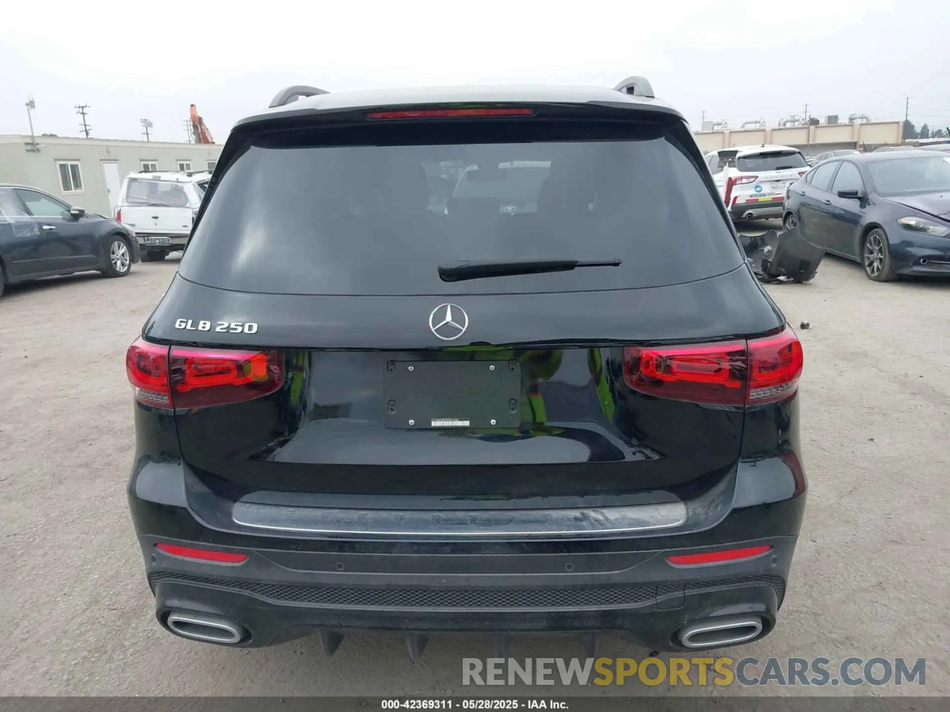 17 fotografías del automóvil dañado W1N4M4GB7PW331968 MERCEDES-BENZ GLB 250 2023