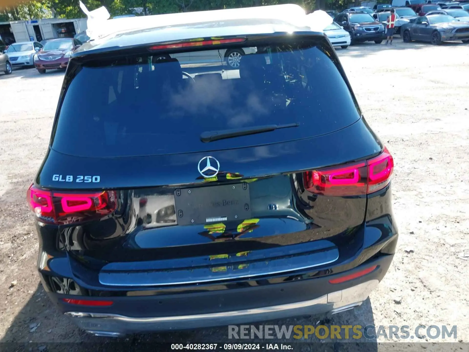 16 fotografías del automóvil dañado W1N4M4GB9PW262328 MERCEDES-BENZ GLB 250 2023