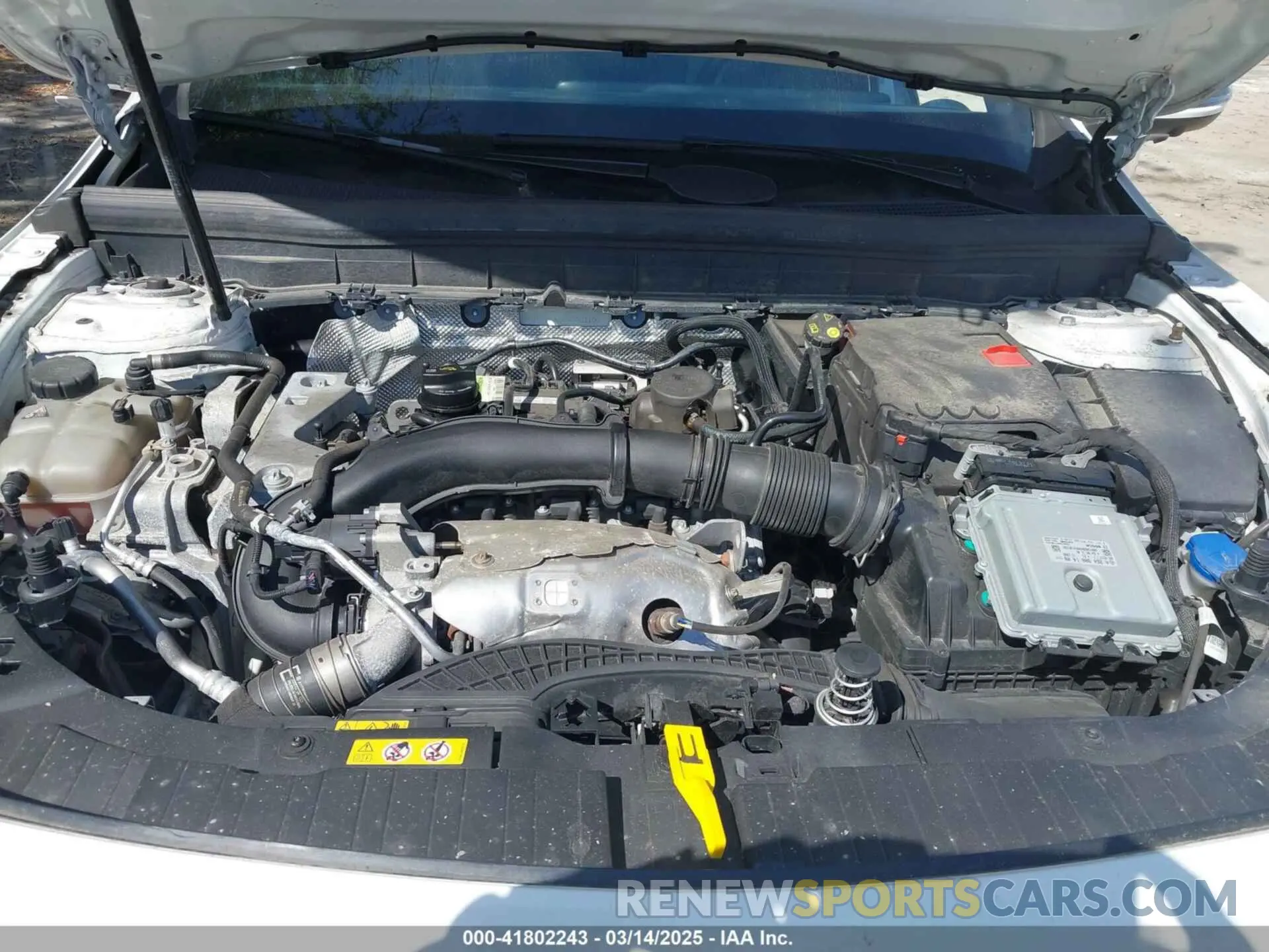 10 fotografías del automóvil dañado W1N4M4HB4PW303110 MERCEDES-BENZ GLB 250 2023
