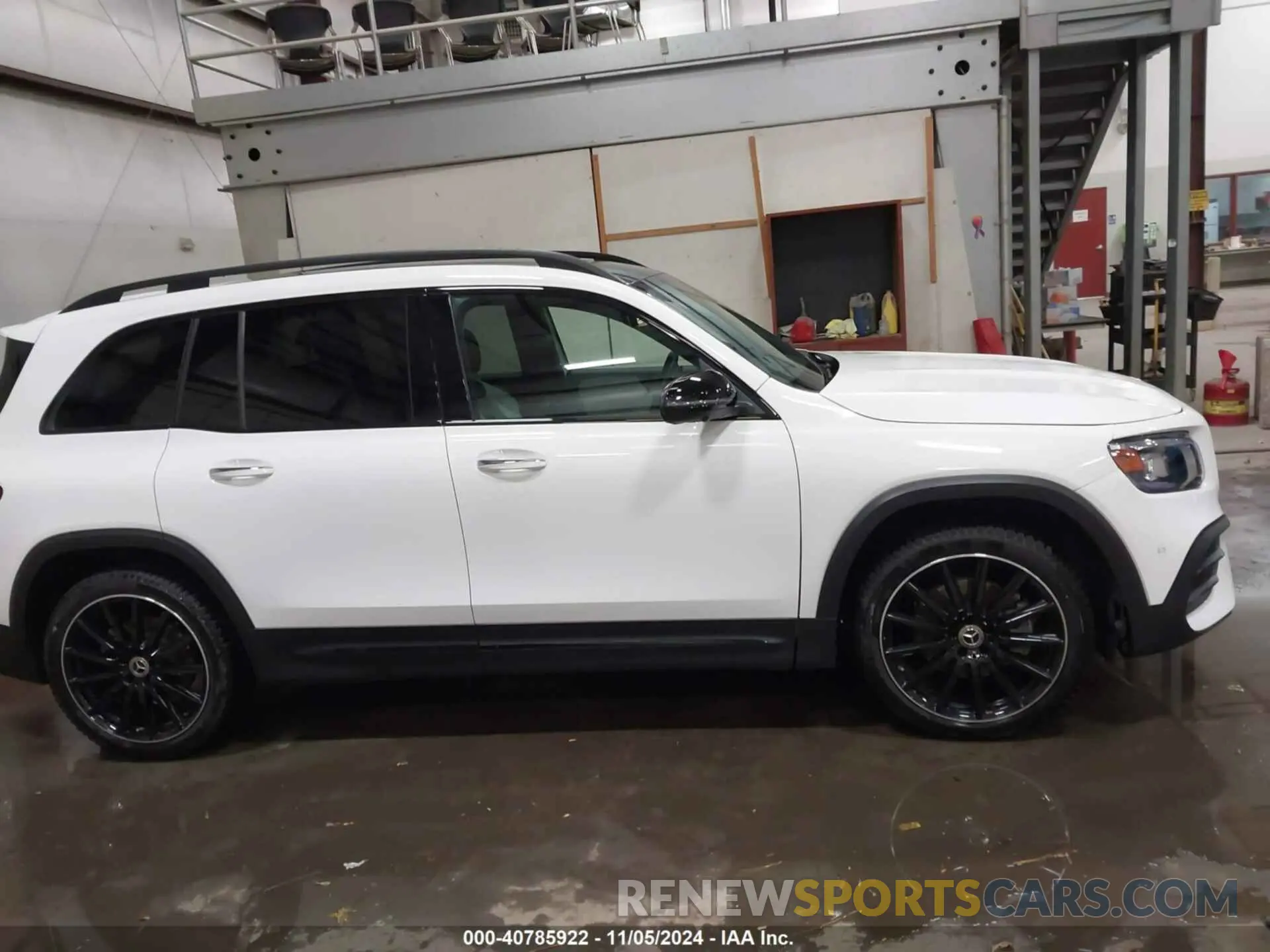 14 fotografías del automóvil dañado W1N4M4HB5PW285460 MERCEDES-BENZ GLB 250 2023