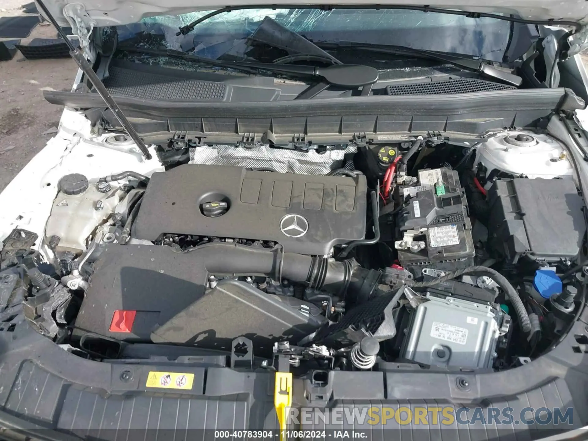 10 fotografías del automóvil dañado W1N4M4HB6PW328798 MERCEDES-BENZ GLB 250 2023