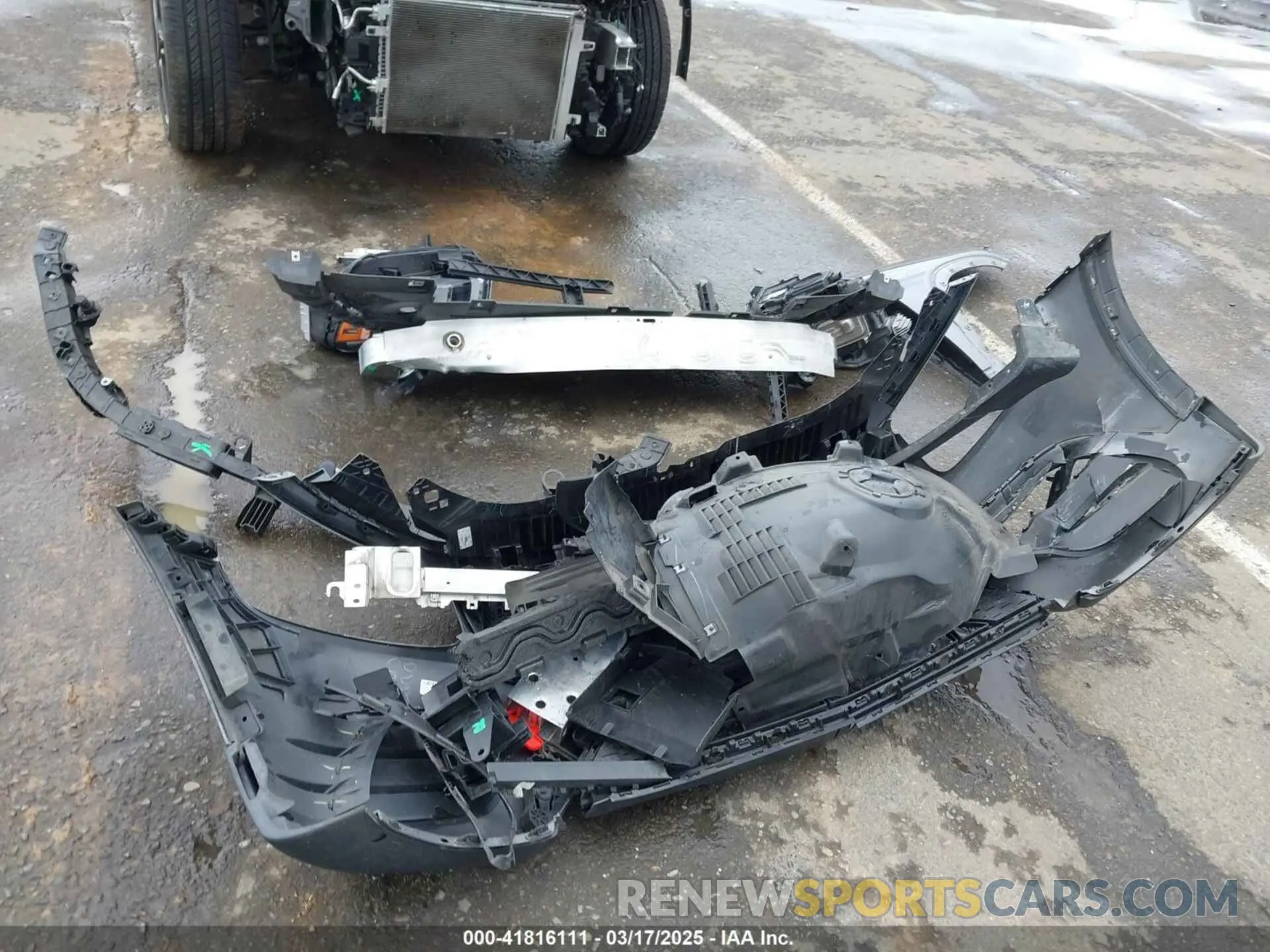 12 fotografías del automóvil dañado W1N4M4HB7PW264075 MERCEDES-BENZ GLB 250 2023