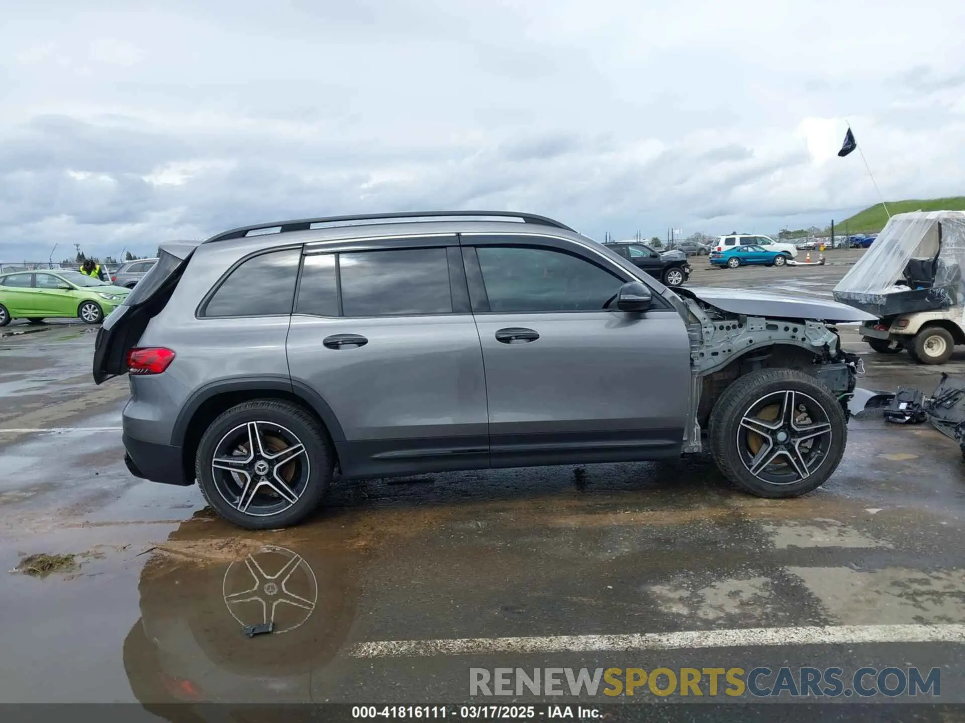 14 fotografías del automóvil dañado W1N4M4HB7PW264075 MERCEDES-BENZ GLB 250 2023