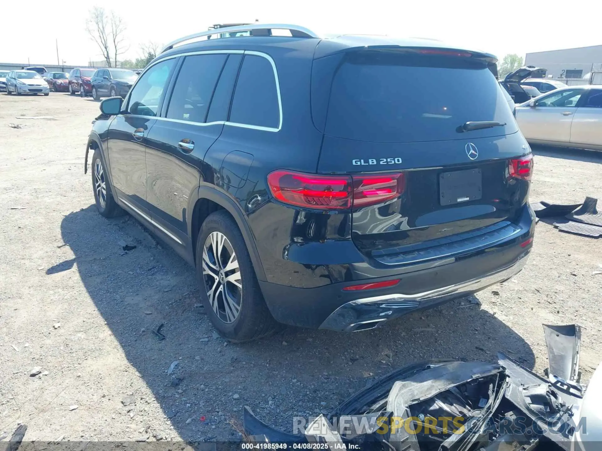 3 fotografías del automóvil dañado W1N4M4HB7RW359139 MERCEDES-BENZ GLB 250 2024